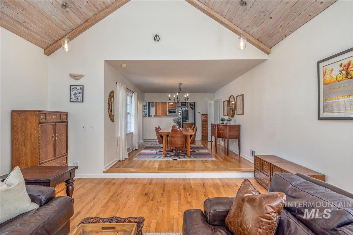 115 N Coston St., Boise, Idaho 83712, 4 Bedrooms, 2 Bathrooms, Residential For Sale, Price $850,000,MLS 98997190