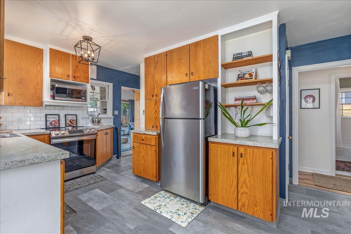 115 N Coston St., Boise, Idaho 83712, 4 Bedrooms, 2 Bathrooms, Residential For Sale, Price $850,000,MLS 98997190