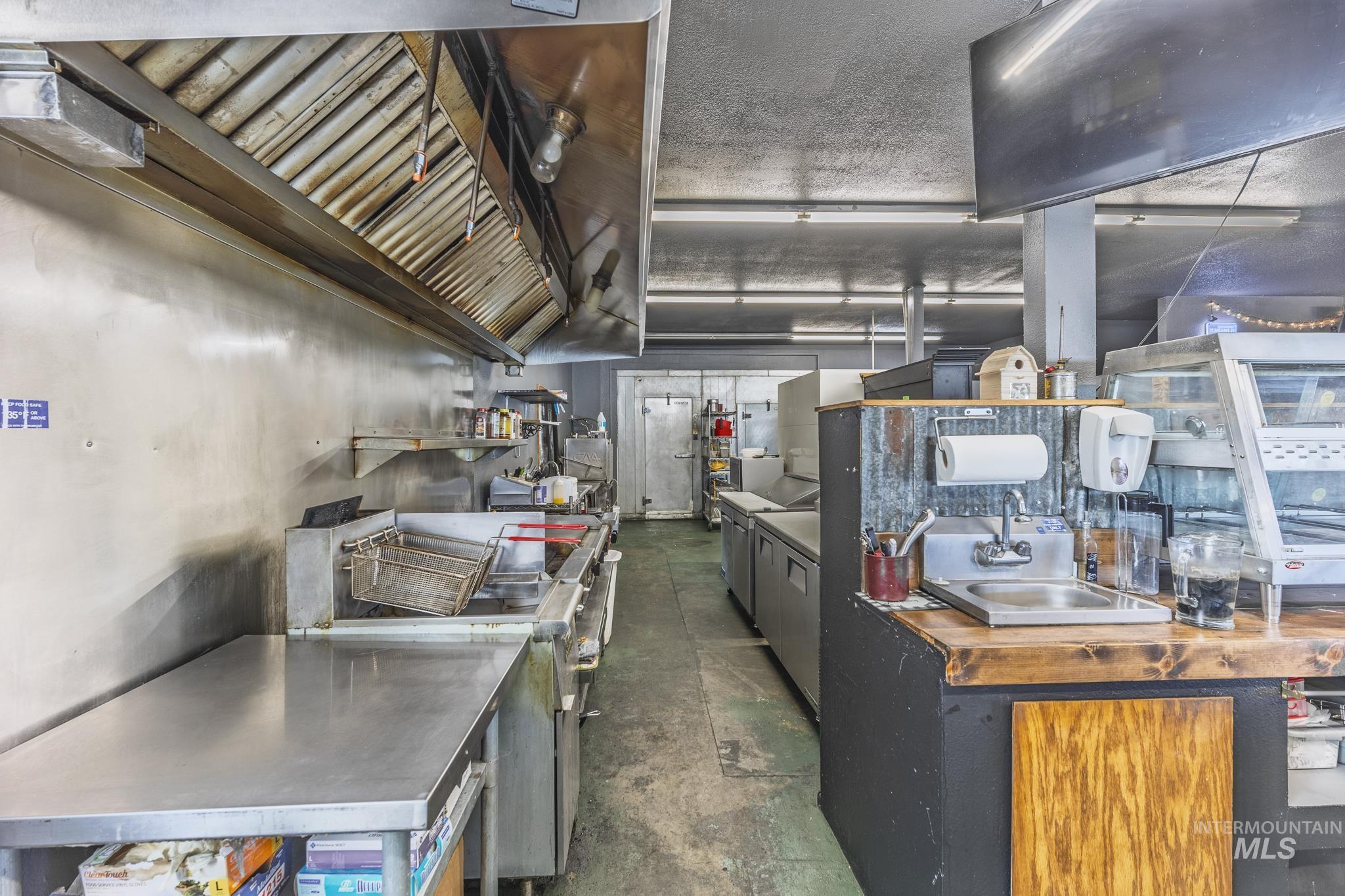 603 N Front Street - The Hangout, CottonWood, Idaho 83522, Business/Commercial For Sale, Price $199,000, 98997193