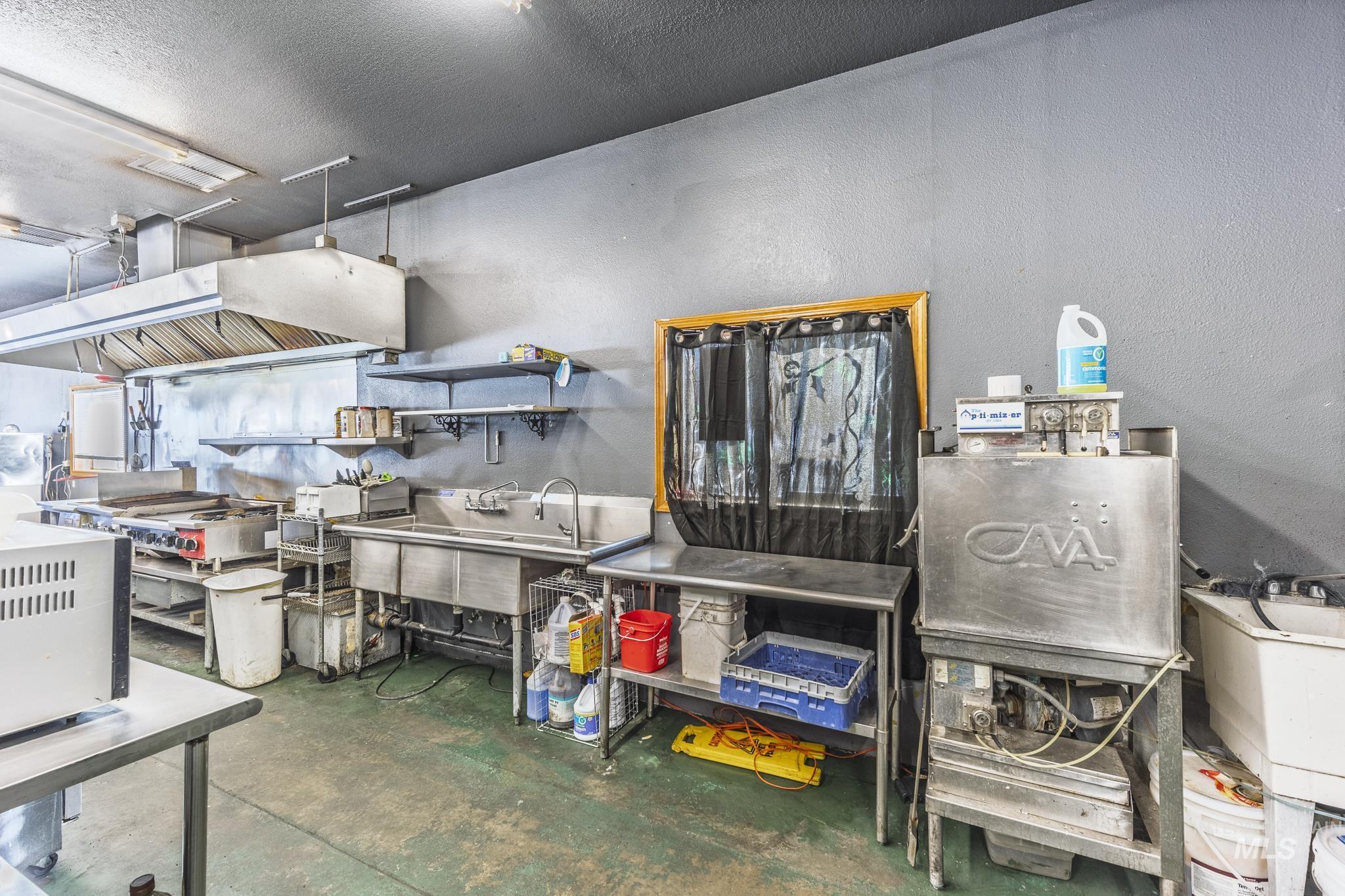603 N Front Street - The Hangout, CottonWood, Idaho 83522, Business/Commercial For Sale, Price $199,000, 98997193