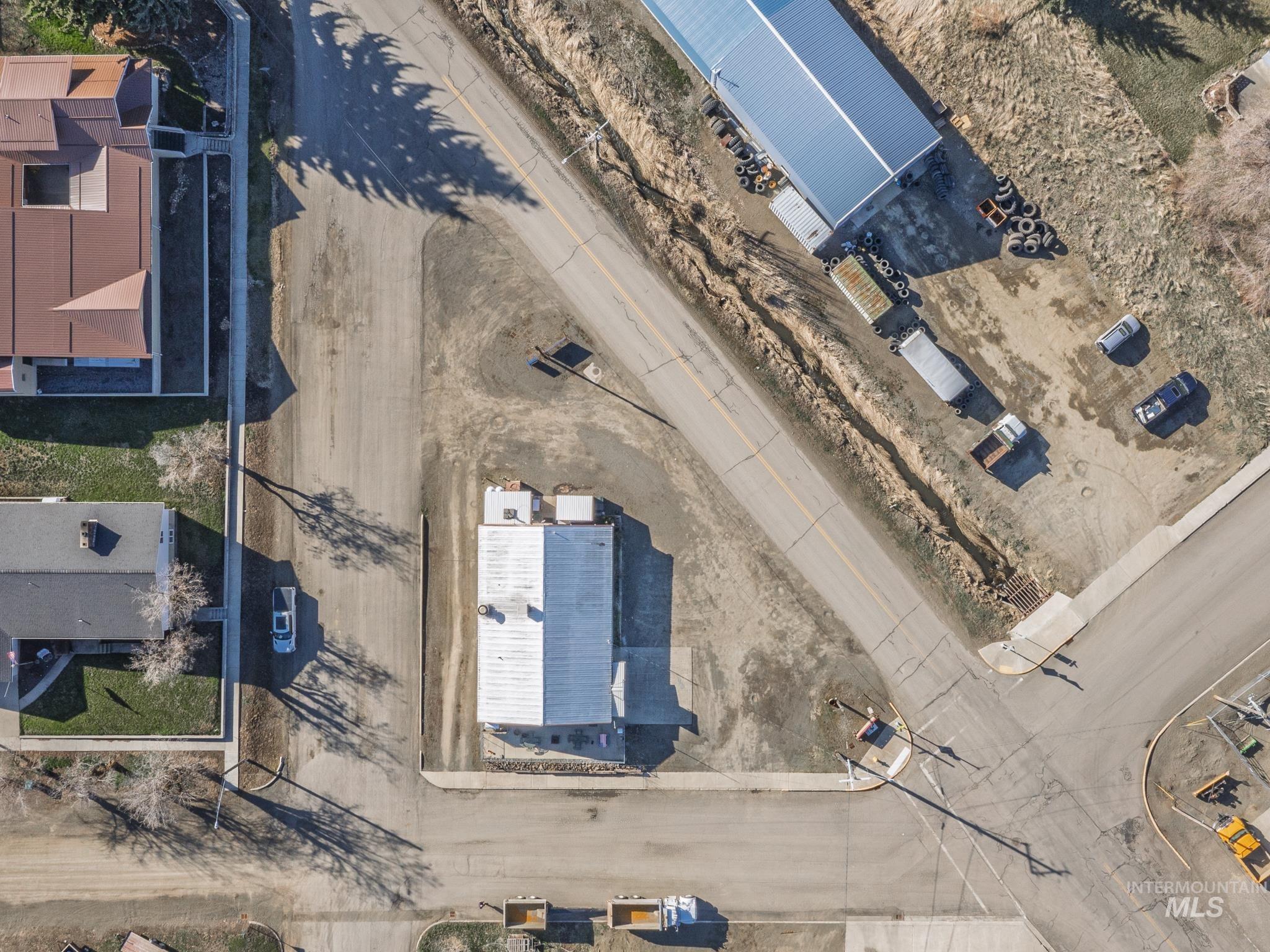 603 N Front Street - The Hangout, CottonWood, Idaho 83522, Business/Commercial For Sale, Price $199,000, 98997193