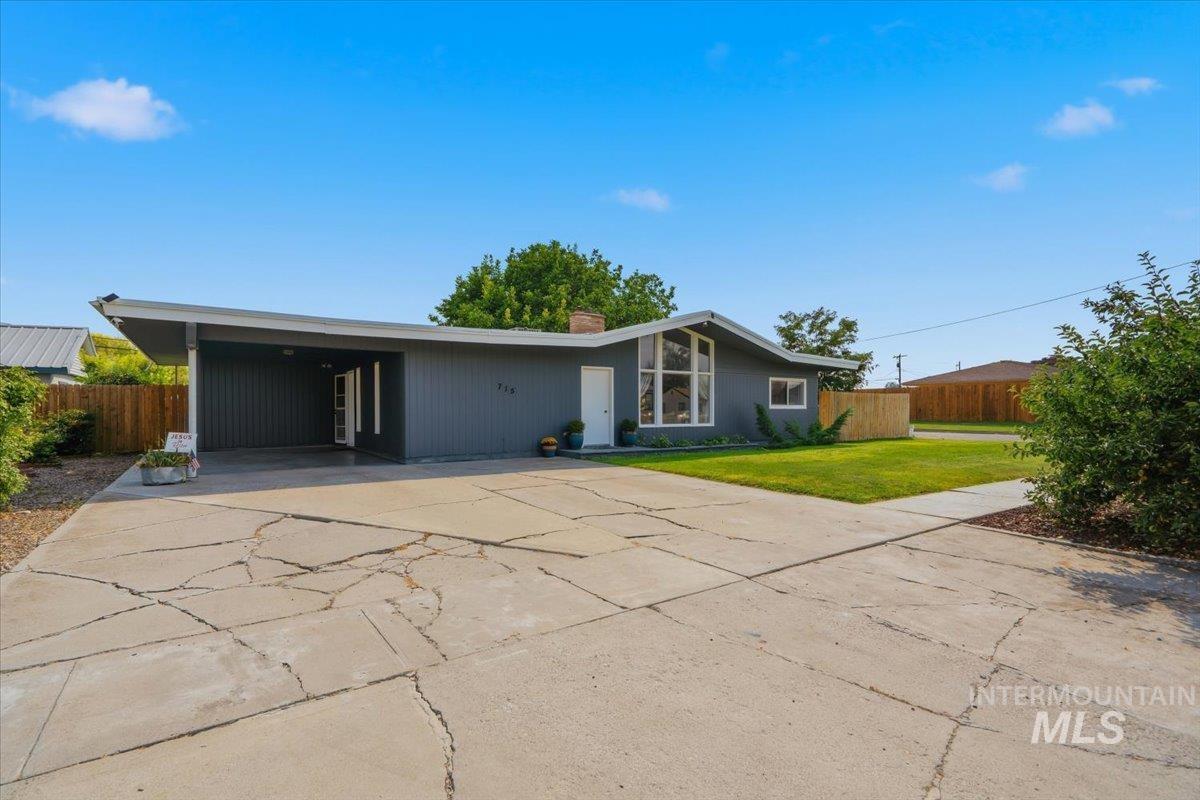 715 King Ave, Nyssa, Oregon 83605, 3 Bedrooms, 2 Bathrooms, Residential For Sale, Price $269,000,MLS 98997194