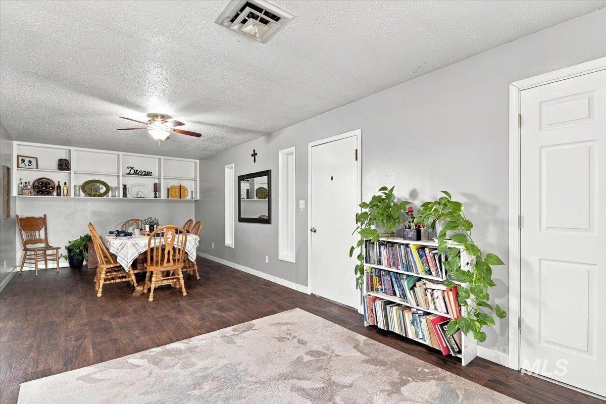 715 King Ave, Nyssa, Oregon 83605, 3 Bedrooms, 2 Bathrooms, Residential For Sale, Price $269,000,MLS 98997194