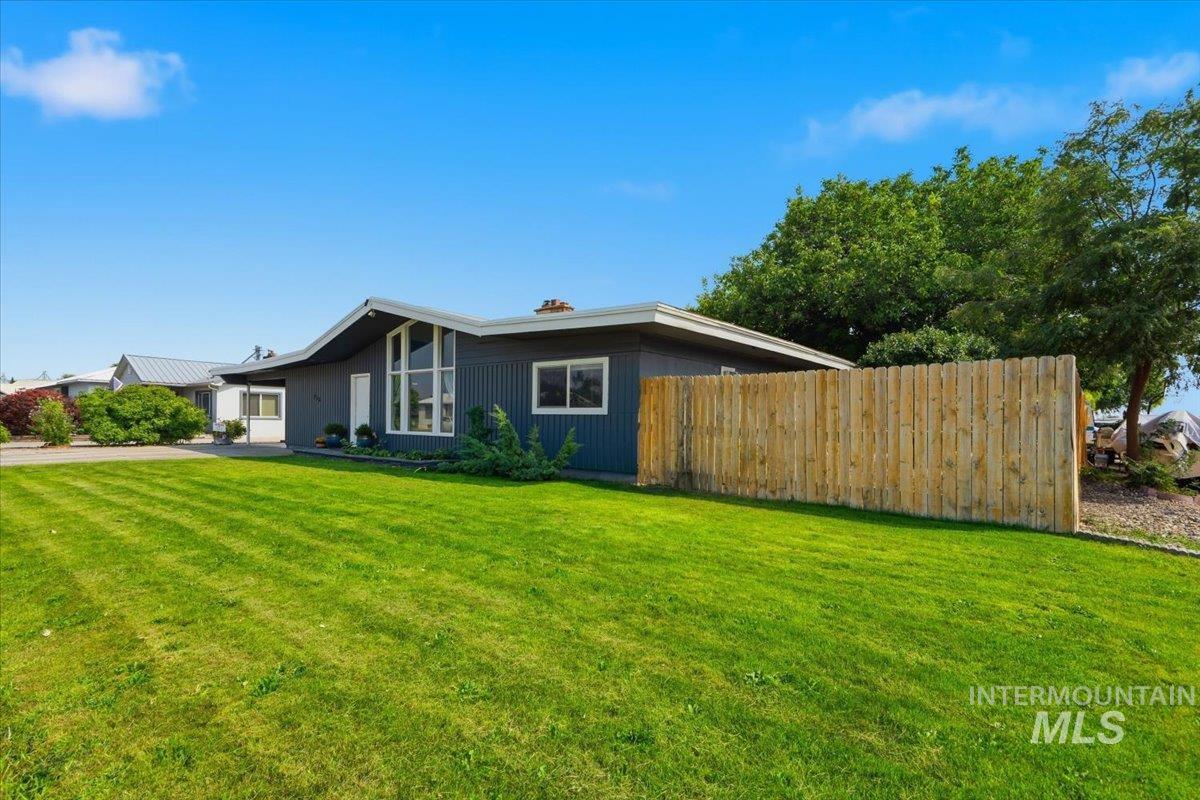715 King Ave, Nyssa, Oregon 83605, 3 Bedrooms, 2 Bathrooms, Residential For Sale, Price $269,000,MLS 98997194