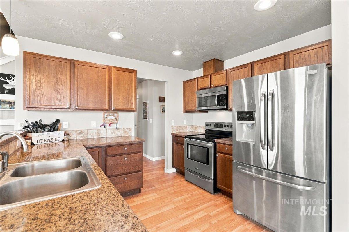 1932 Miller Rd, Adrian, Oregon 97901, 4 Bedrooms, 2.5 Bathrooms, Farm & Ranch For Sale, Price $940,000, 98997196