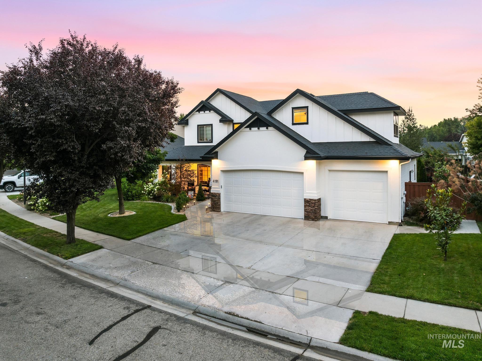 4191 N Heritage Woods Way, Meridian, Idaho 83646, 4 Bedrooms, 3 Bathrooms, Residential For Sale, Price $749,990, 98997197