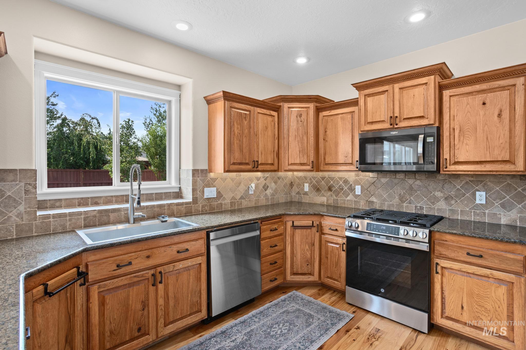 4191 N Heritage Woods Way, Meridian, Idaho 83646, 4 Bedrooms, 3 Bathrooms, Residential For Sale, Price $749,990, 98997197