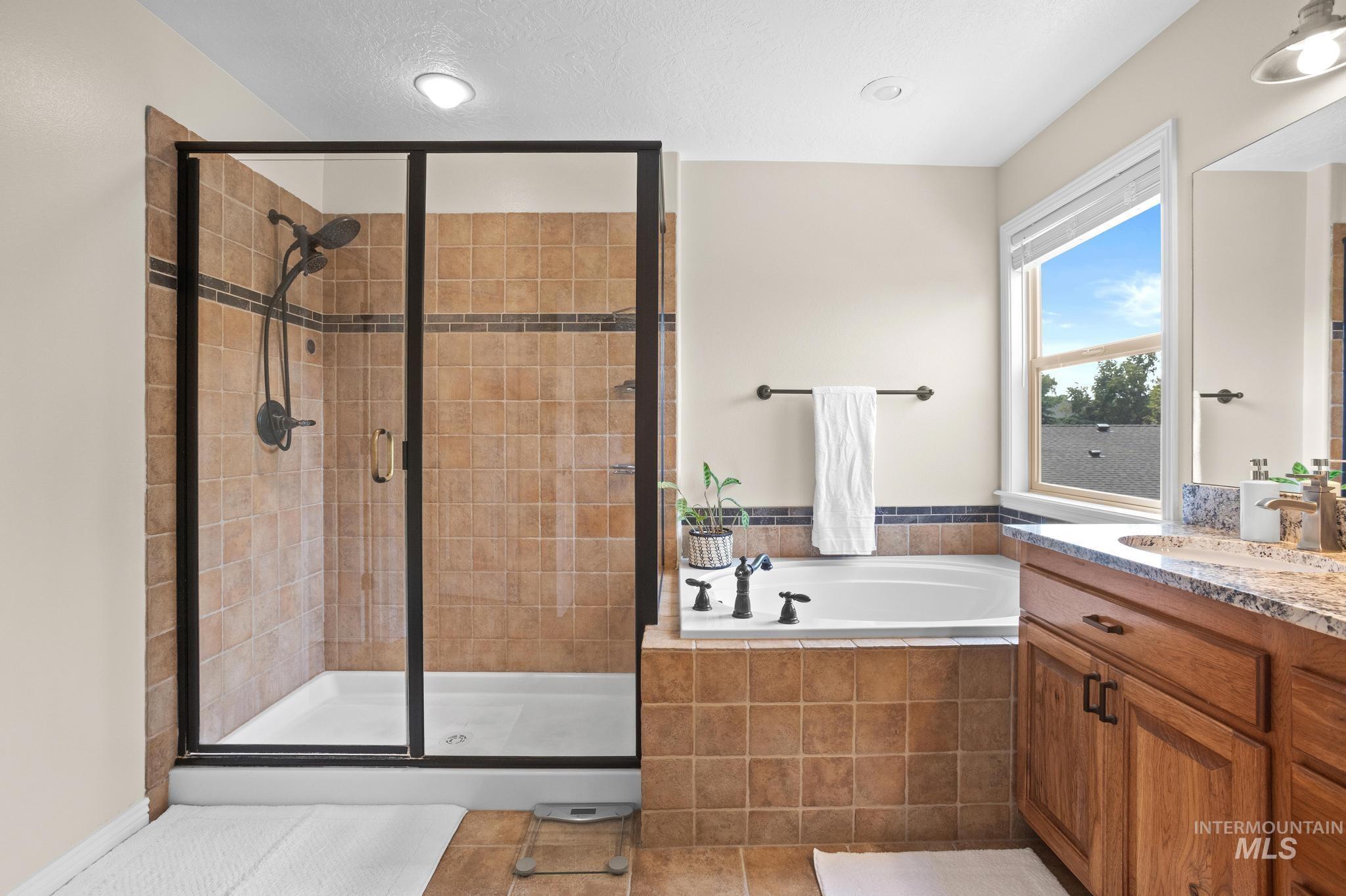 4191 N Heritage Woods Way, Meridian, Idaho 83646, 4 Bedrooms, 3 Bathrooms, Residential For Sale, Price $749,990, 98997197