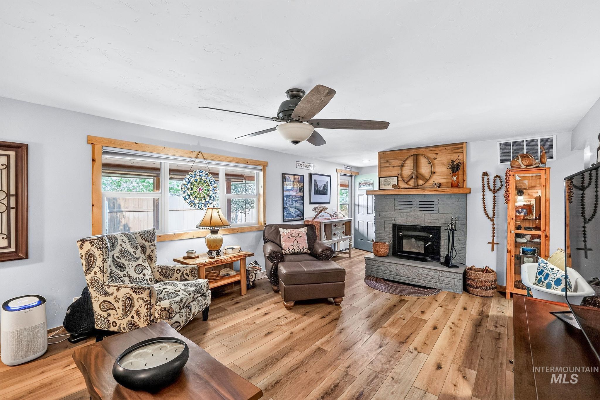 205 1/2 N Galena, Council, Idaho 83612, 4 Bedrooms, 3 Bathrooms, Residential For Sale, Price $525,000,MLS 98997198