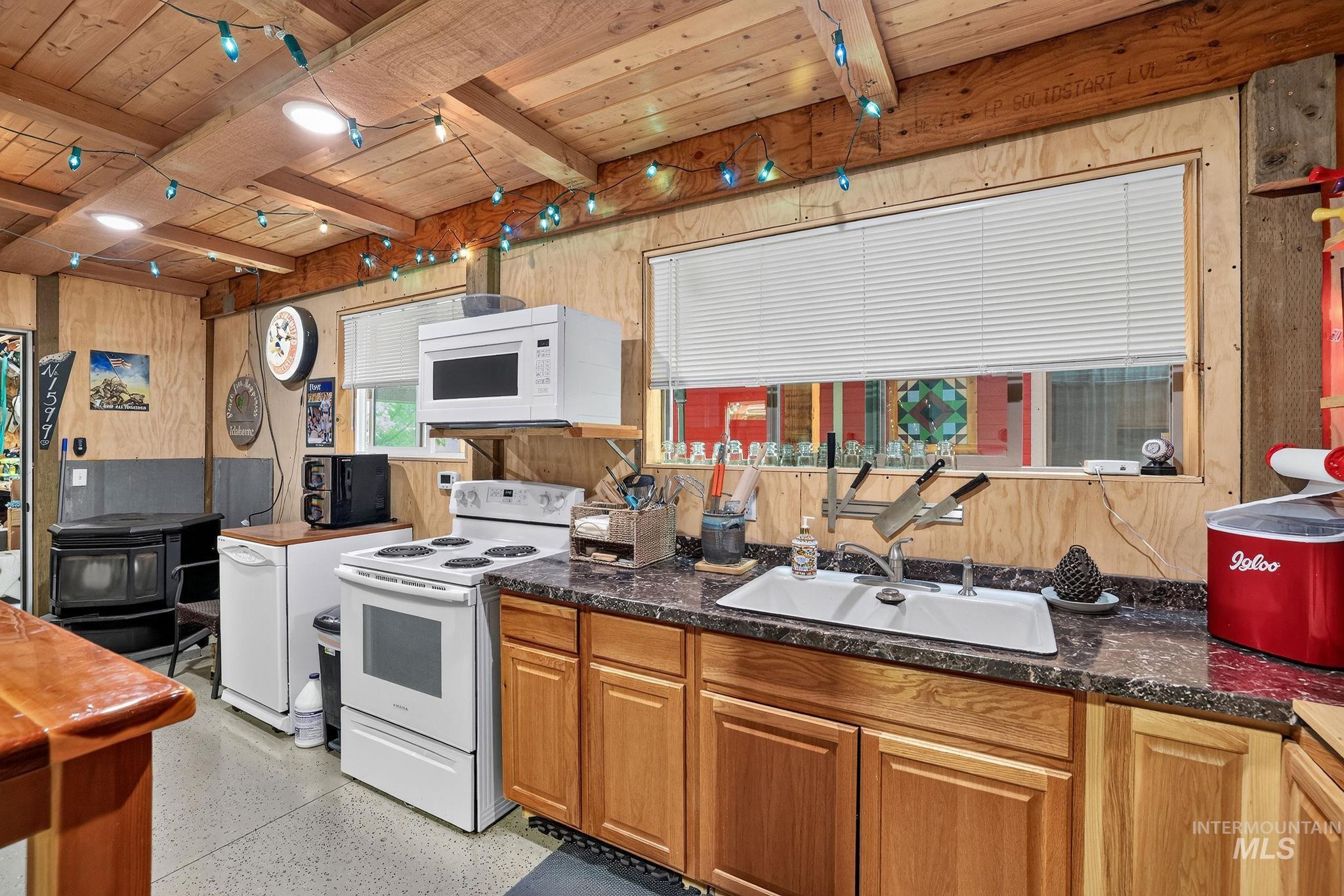 205 1/2 N Galena, Council, Idaho 83612, 4 Bedrooms, 3 Bathrooms, Residential For Sale, Price $525,000,MLS 98997198