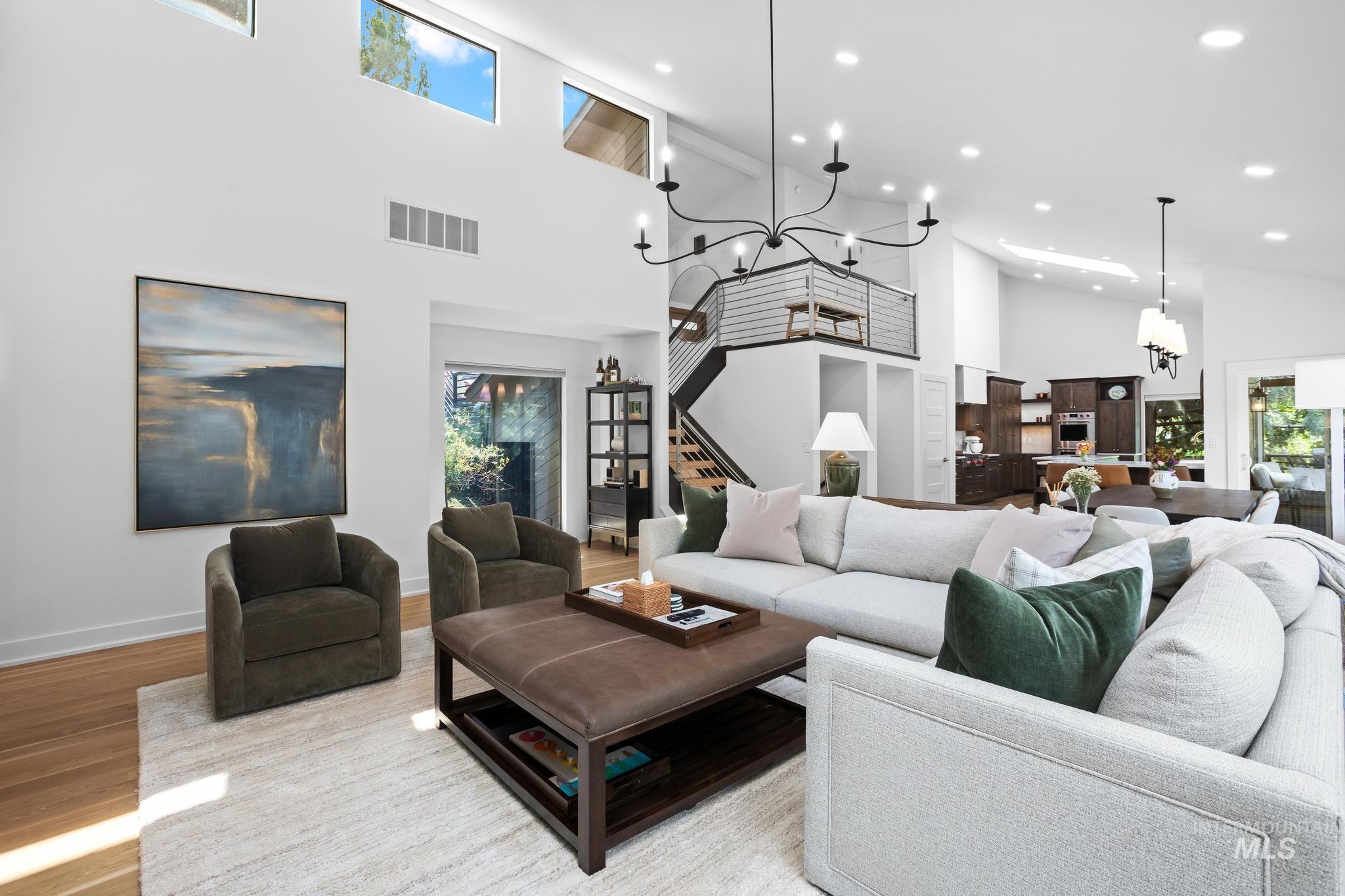 490 E Balmoral Rd, Boise, Idaho 83702, 5 Bedrooms, 3 Bathrooms, Residential For Sale, Price $1,400,000, 98997200
