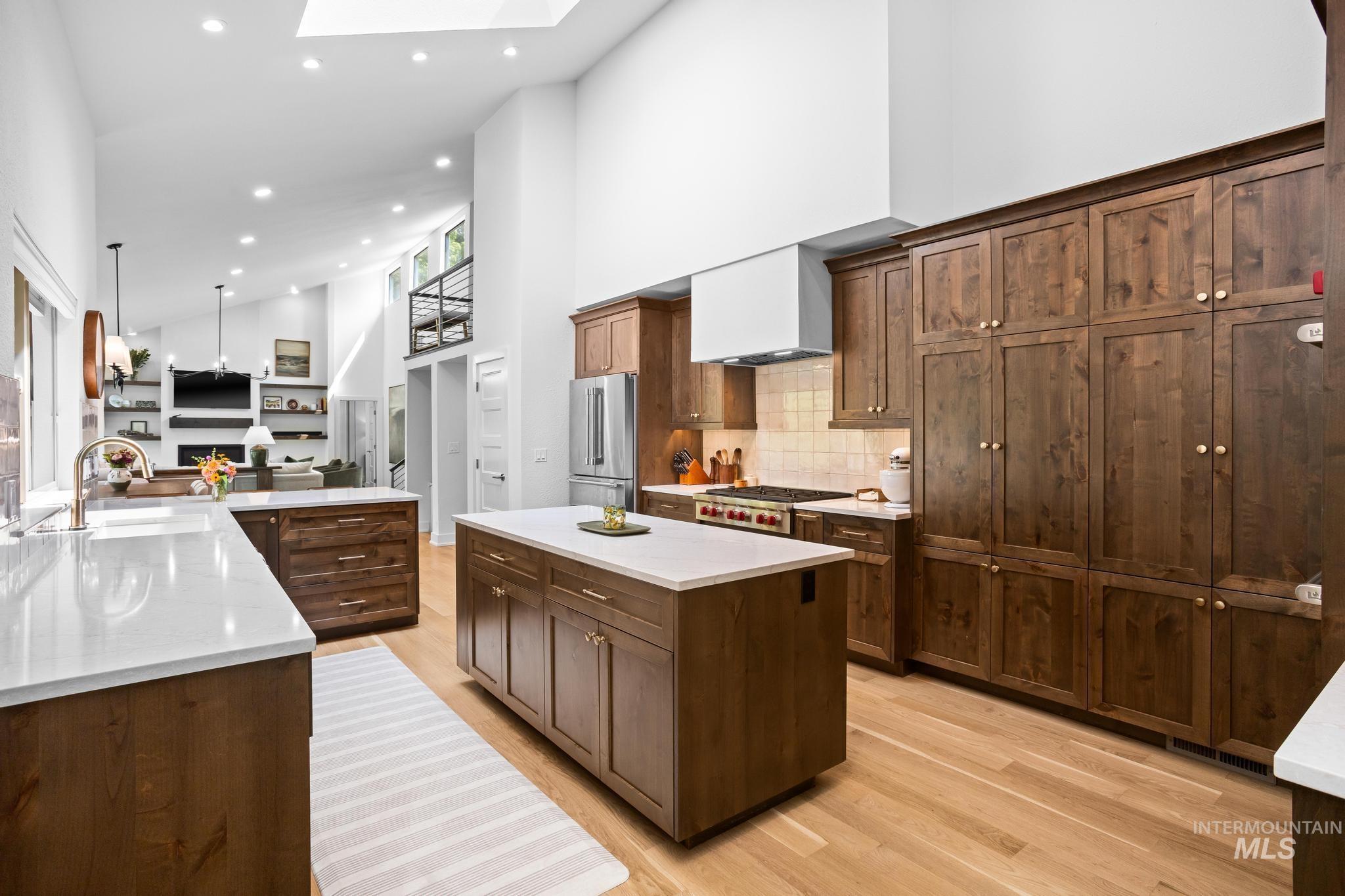 490 E Balmoral Rd, Boise, Idaho 83702, 5 Bedrooms, 3 Bathrooms, Residential For Sale, Price $1,400,000, 98997200