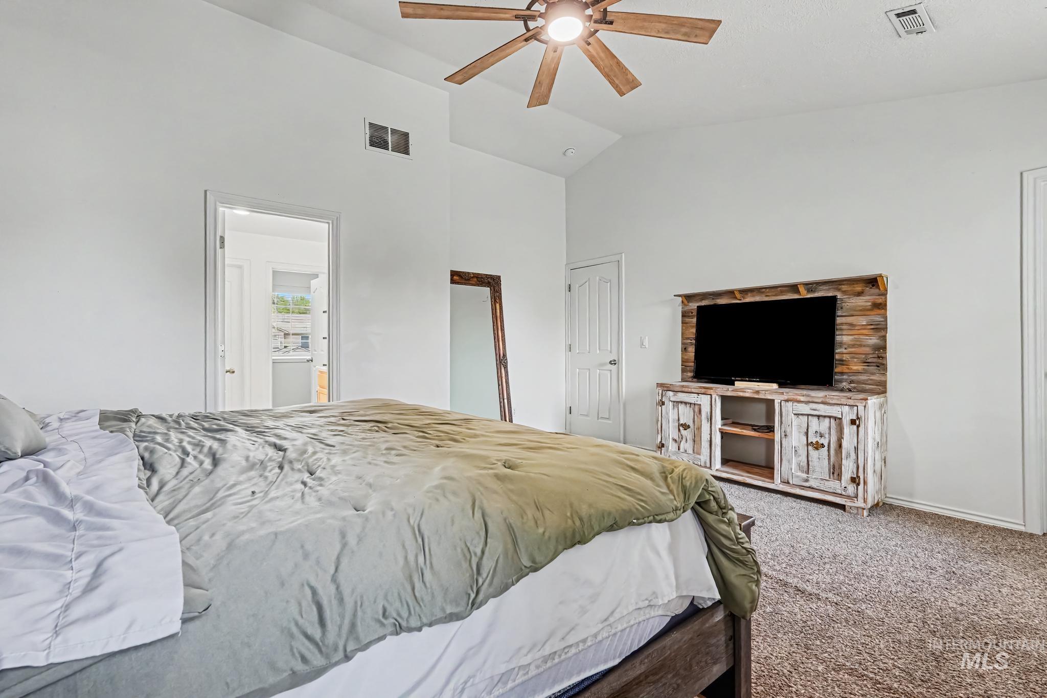 18334 Admiral Way, Nampa, Idaho 83687, 3 Bedrooms, 2.5 Bathrooms, Residential For Sale, Price $399,000,MLS 98997201
