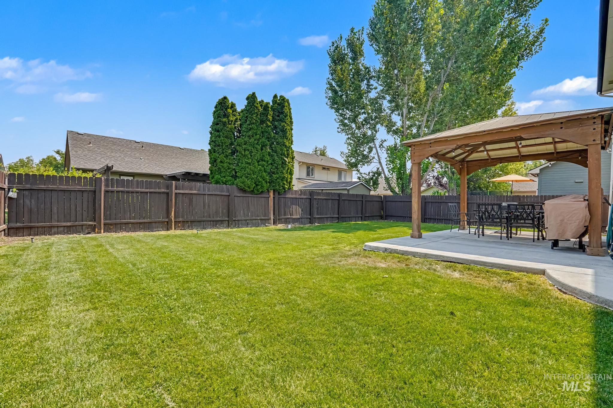 18334 Admiral Way, Nampa, Idaho 83687, 3 Bedrooms, 2.5 Bathrooms, Residential For Sale, Price $399,000,MLS 98997201