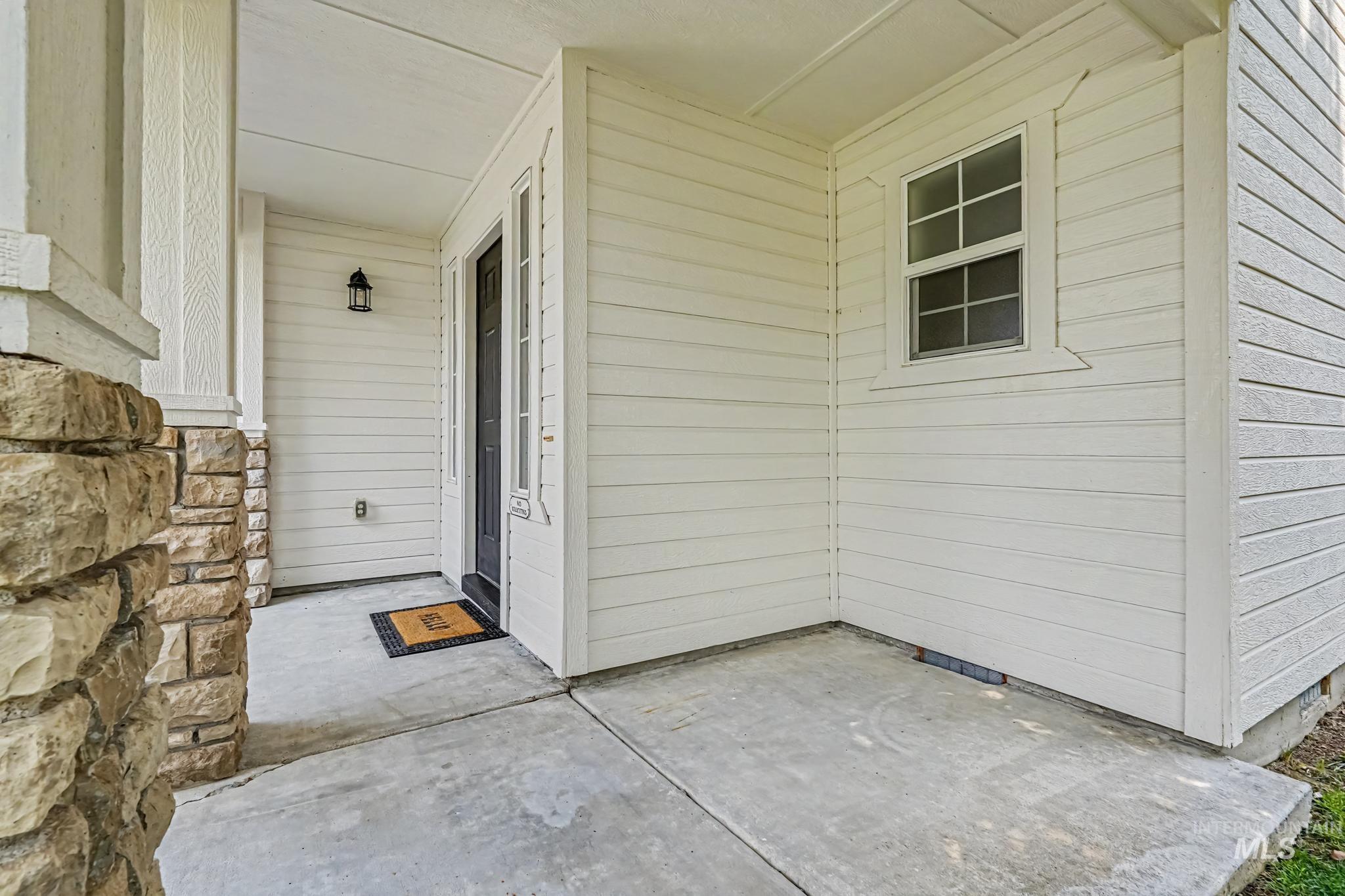 18334 Admiral Way, Nampa, Idaho 83687, 3 Bedrooms, 2.5 Bathrooms, Residential For Sale, Price $399,000,MLS 98997201