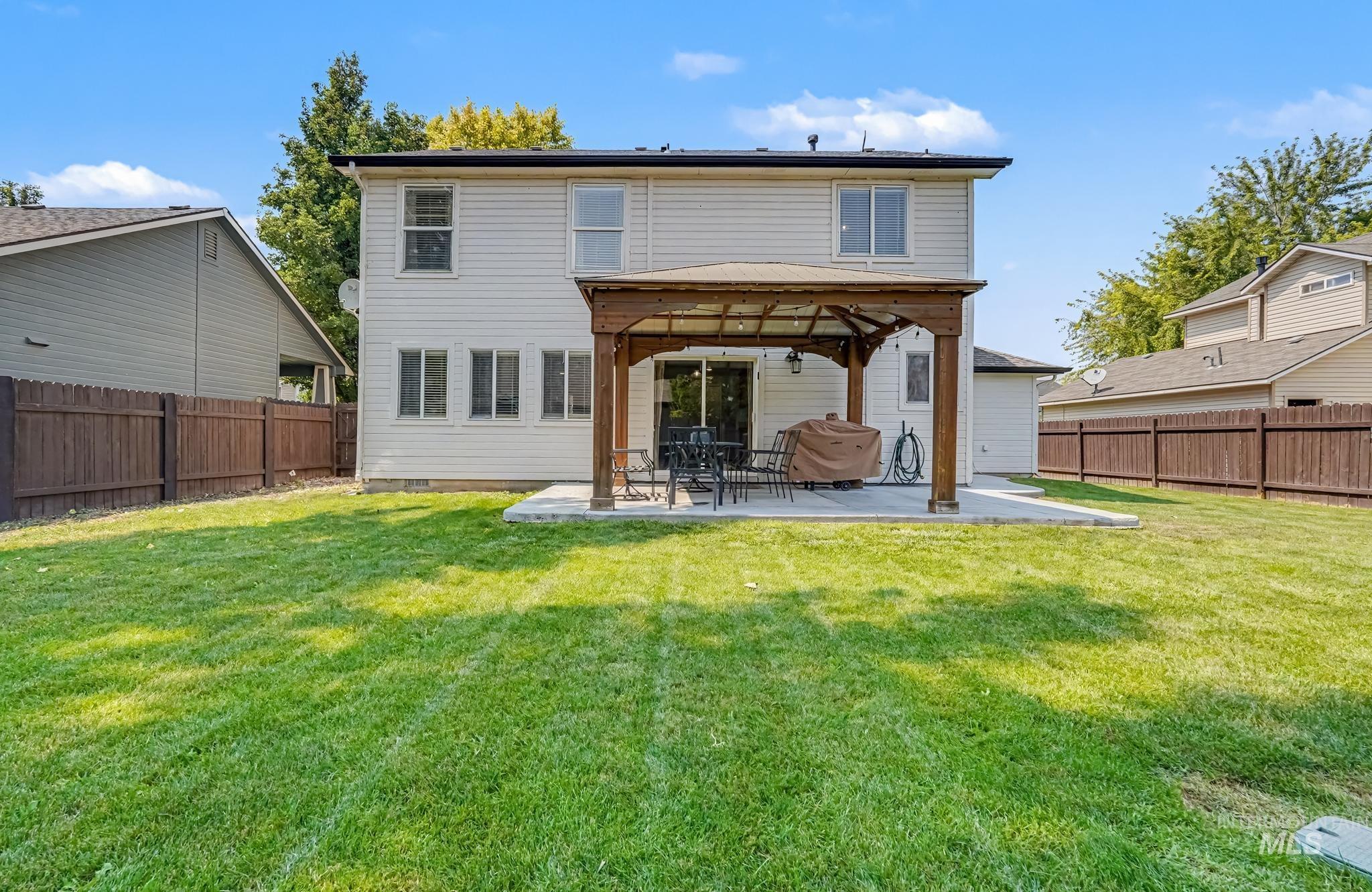 18334 Admiral Way, Nampa, Idaho 83687, 3 Bedrooms, 2.5 Bathrooms, Residential For Sale, Price $399,000,MLS 98997201