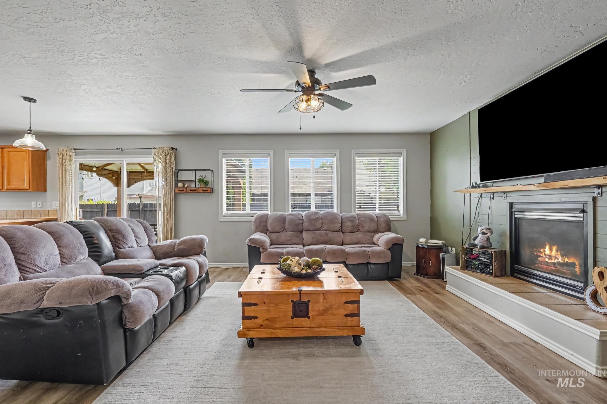 18334 Admiral Way, Nampa, Idaho 83687, 3 Bedrooms, 2.5 Bathrooms, Residential For Sale, Price $399,000,MLS 98997201