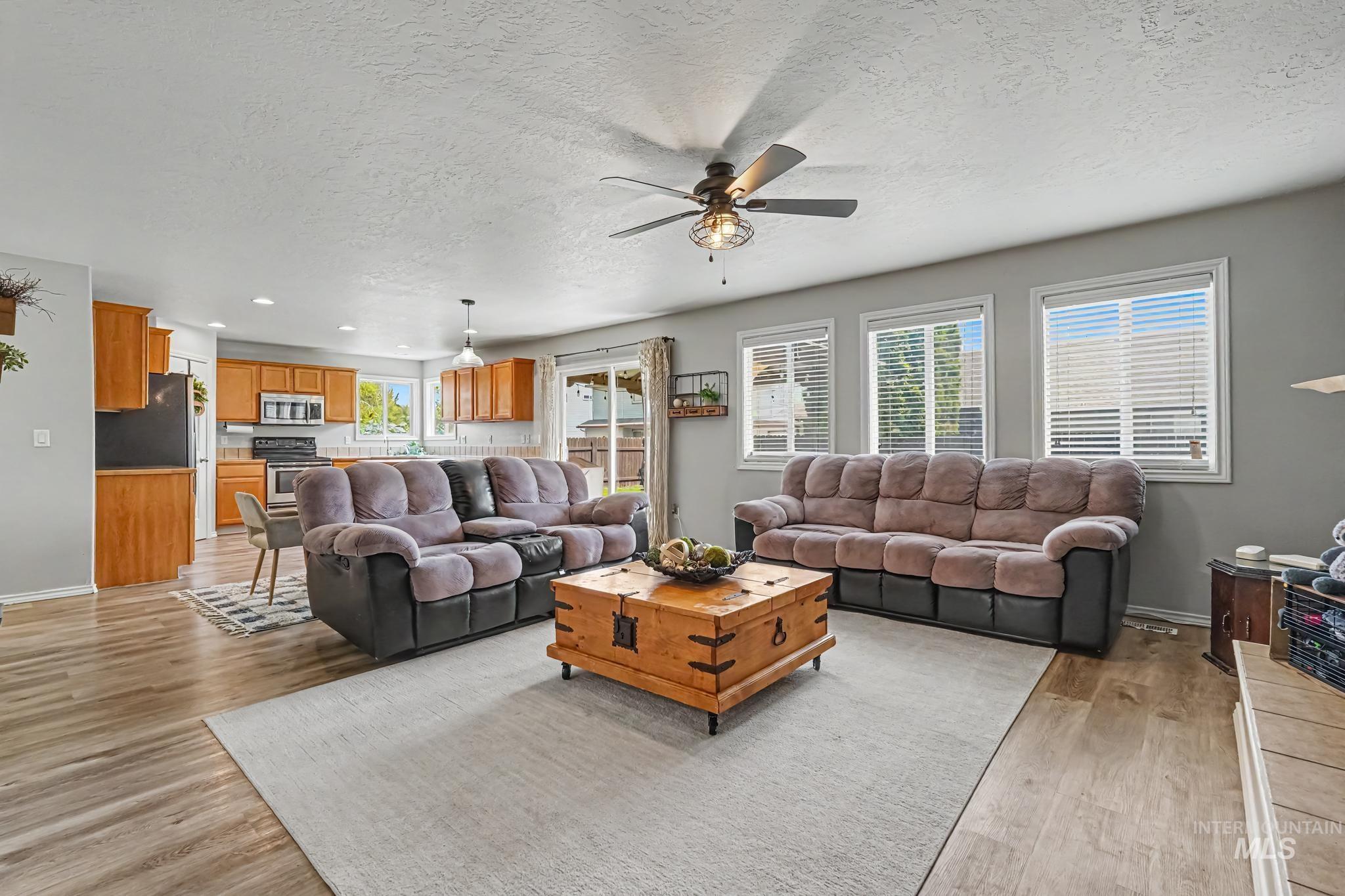 18334 Admiral Way, Nampa, Idaho 83687, 3 Bedrooms, 2.5 Bathrooms, Residential For Sale, Price $399,000,MLS 98997201