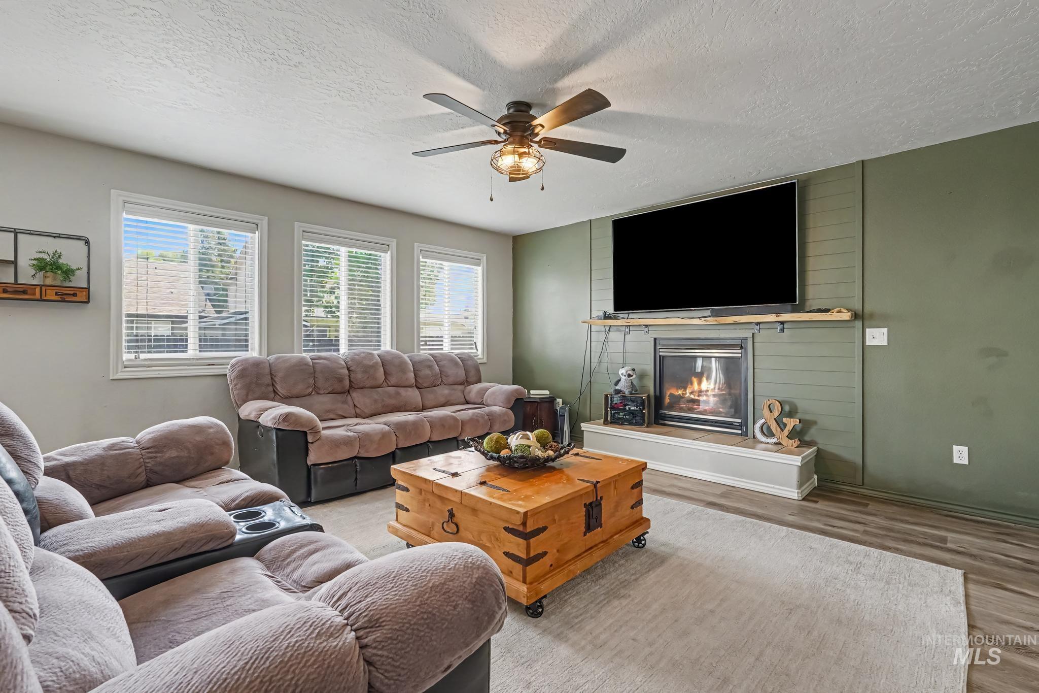 18334 Admiral Way, Nampa, Idaho 83687, 3 Bedrooms, 2.5 Bathrooms, Residential For Sale, Price $399,000,MLS 98997201