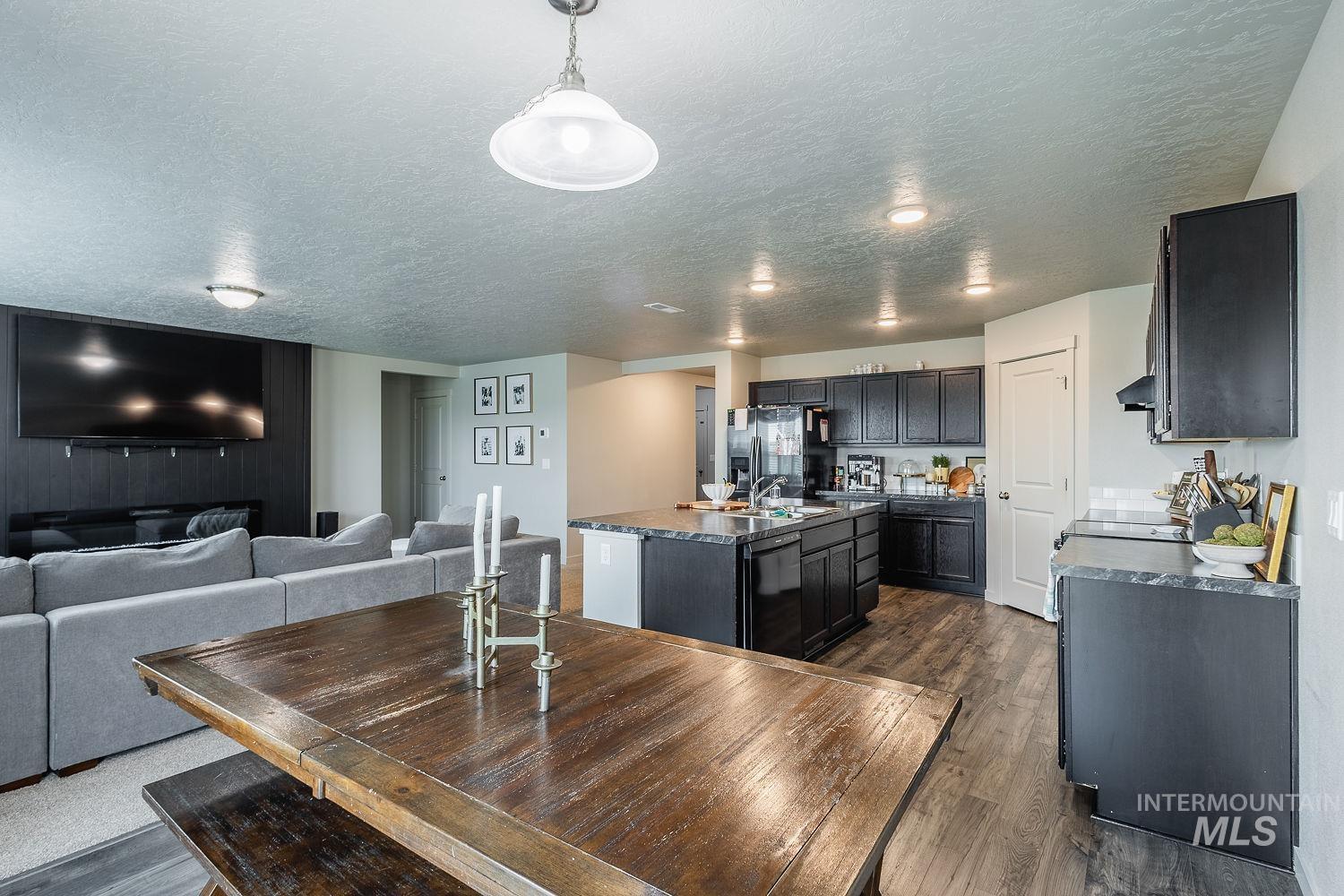 11510 W Trooper St., Nampa, Idaho 83651, 3 Bedrooms, 2 Bathrooms, Residential For Sale, Price $419,900,MLS 98997203