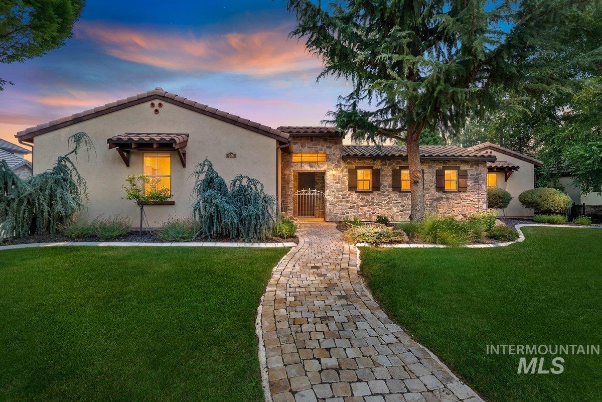 966 W Watersford, Eagle, Idaho 83616, 4 Bedrooms, 3.5 Bathrooms, Residential For Sale, Price $1,764,000, 98997204
