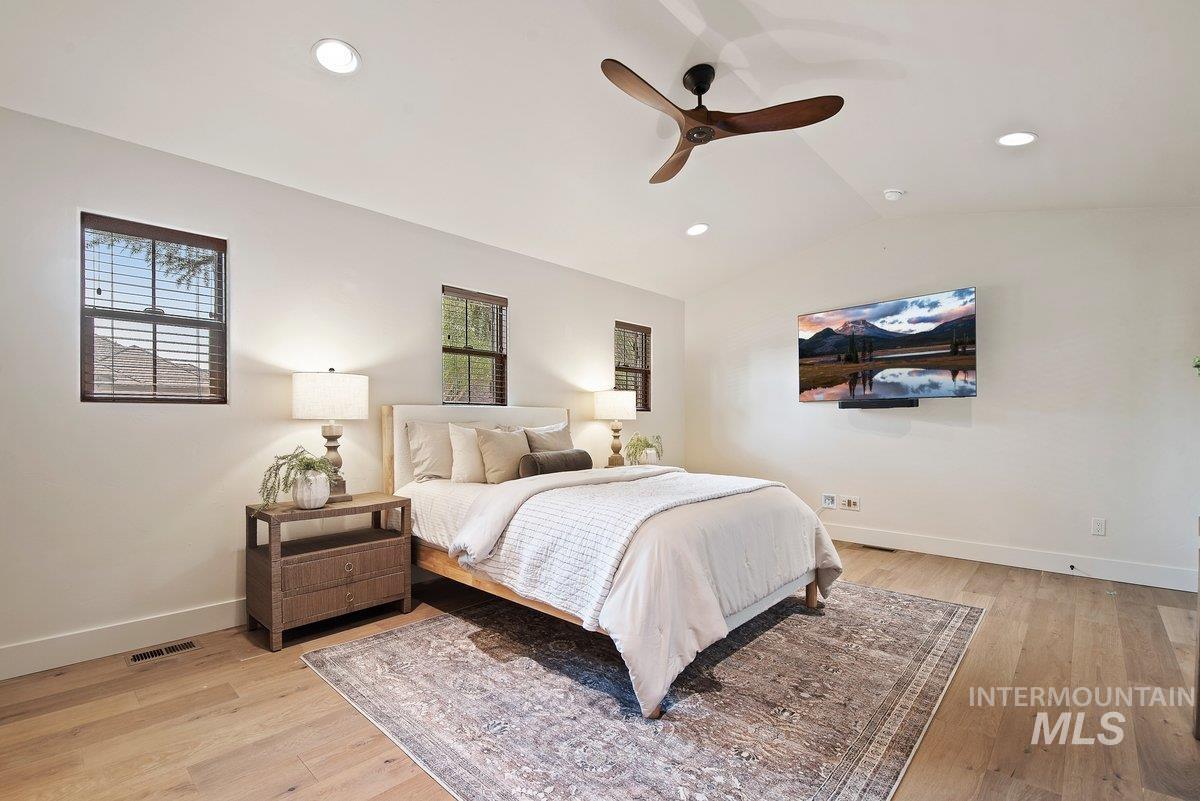 966 W Watersford, Eagle, Idaho 83616, 4 Bedrooms, 3.5 Bathrooms, Residential For Sale, Price $1,764,000, 98997204