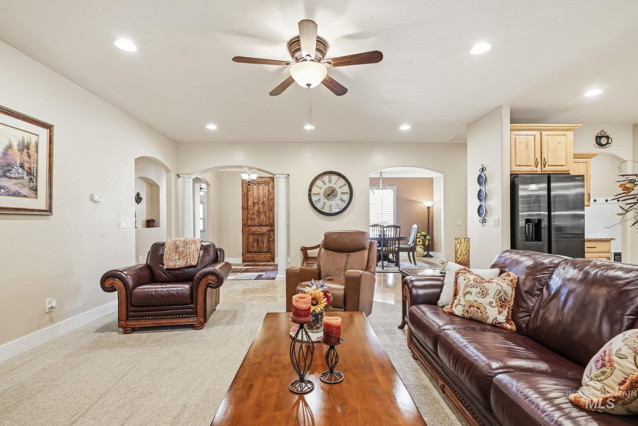 275 W Fortini St, Meridian, Idaho 83642, 4 Bedrooms, 2 Bathrooms, Residential For Sale, Price $699,900, 98997208