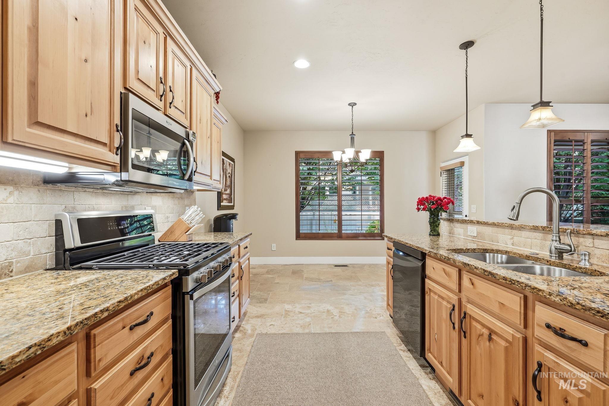 275 W Fortini St, Meridian, Idaho 83642, 4 Bedrooms, 2 Bathrooms, Residential For Sale, Price $699,900, 98997208