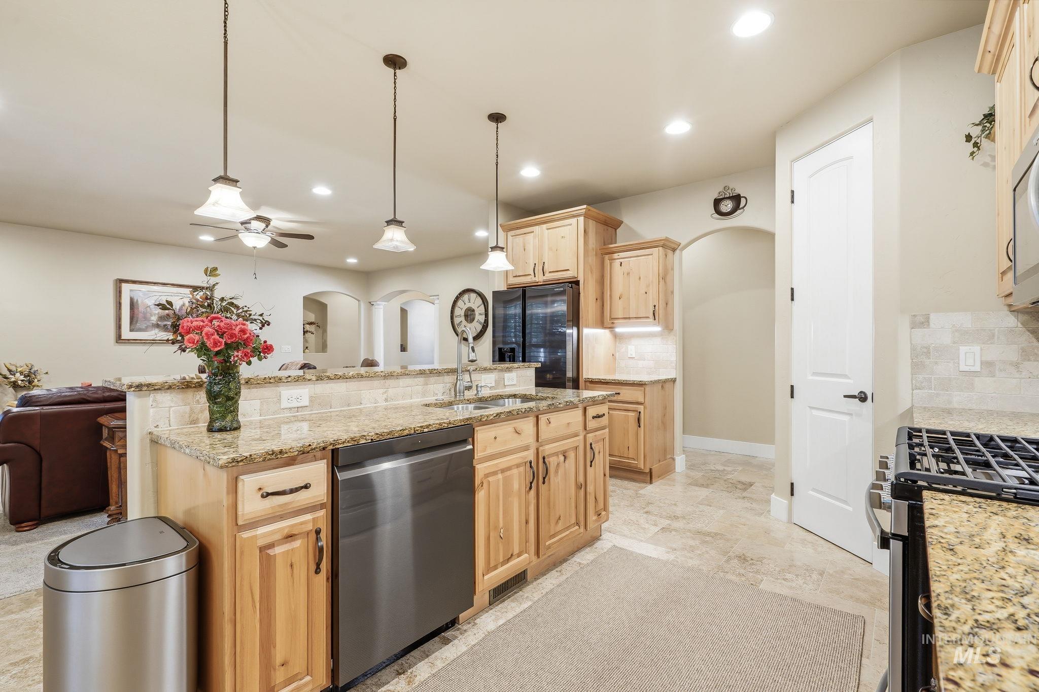 275 W Fortini St, Meridian, Idaho 83642, 4 Bedrooms, 2 Bathrooms, Residential For Sale, Price $699,900, 98997208