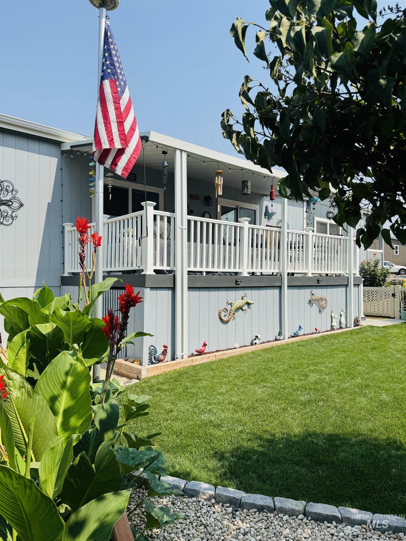 8225 Blue Ridge Ln, Boise, Idaho 83716, 3 Bedrooms, 2 Bathrooms, Residential For Sale, Price $225,000, 98997211