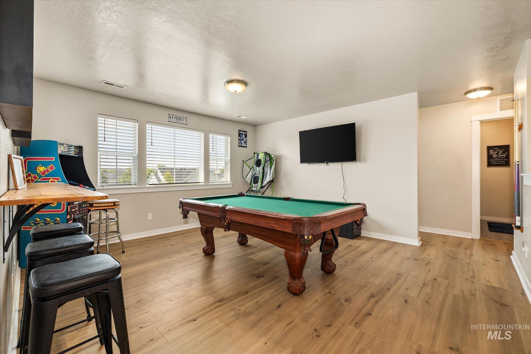 3218 S Veneto Pl, Meridian, Idaho 83642, 4 Bedrooms, 2.5 Bathrooms, Residential For Sale, Price $610,000,MLS 98997212