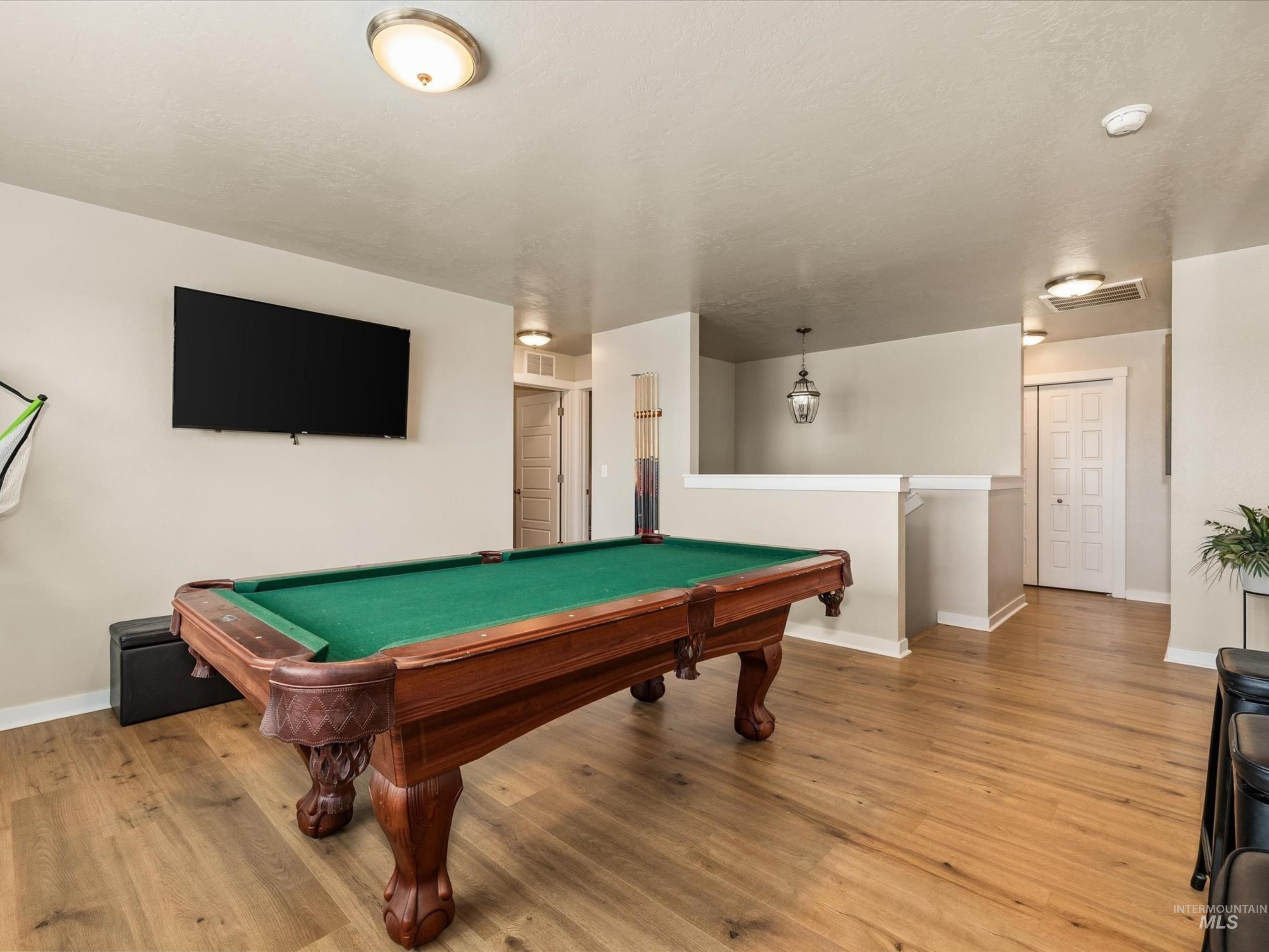 3218 S Veneto Pl, Meridian, Idaho 83642, 4 Bedrooms, 2.5 Bathrooms, Residential For Sale, Price $610,000,MLS 98997212
