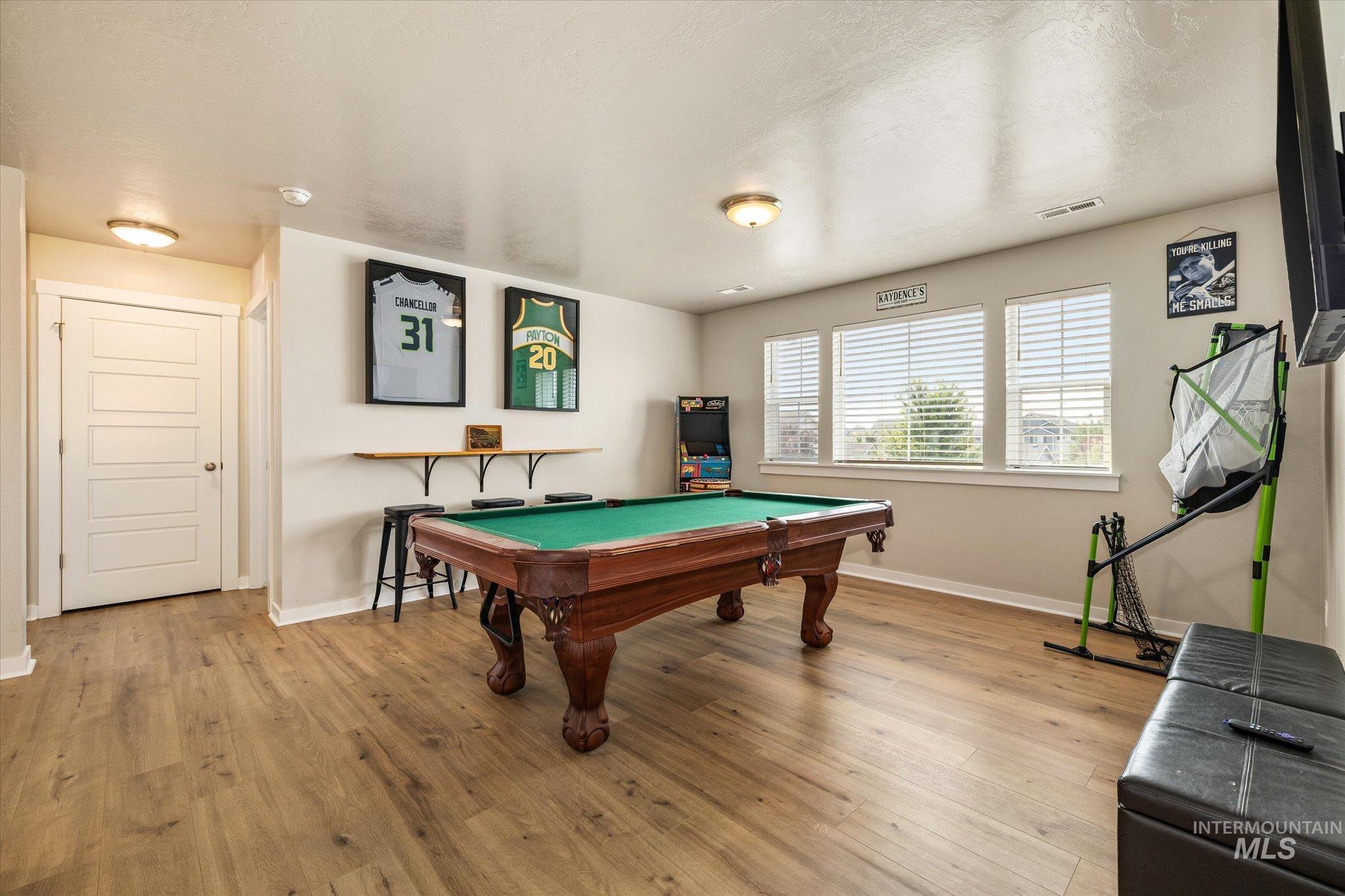 3218 S Veneto Pl, Meridian, Idaho 83642, 4 Bedrooms, 2.5 Bathrooms, Residential For Sale, Price $610,000,MLS 98997212