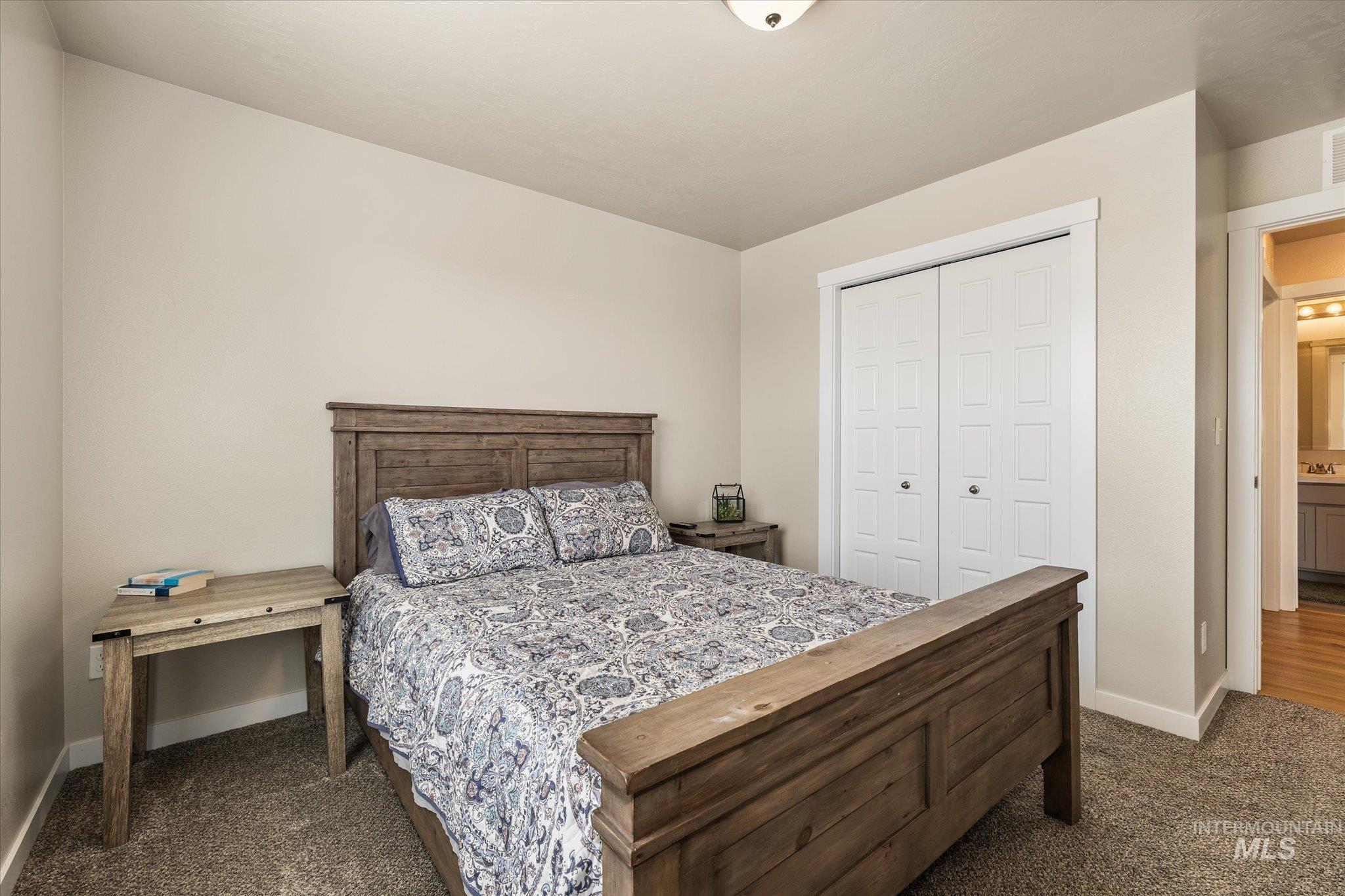 3218 S Veneto Pl, Meridian, Idaho 83642, 4 Bedrooms, 2.5 Bathrooms, Residential For Sale, Price $610,000,MLS 98997212