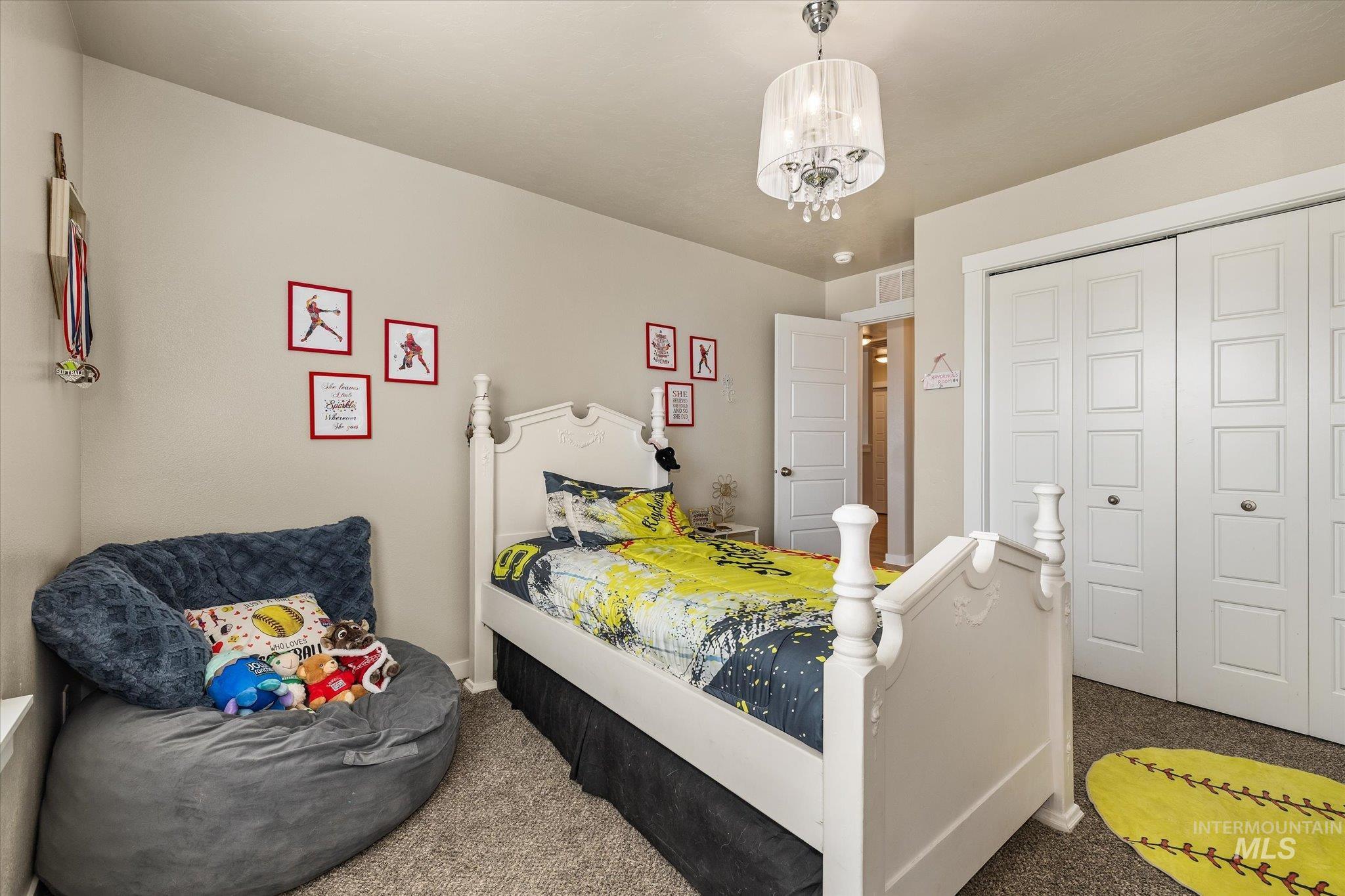 3218 S Veneto Pl, Meridian, Idaho 83642, 4 Bedrooms, 2.5 Bathrooms, Residential For Sale, Price $610,000,MLS 98997212