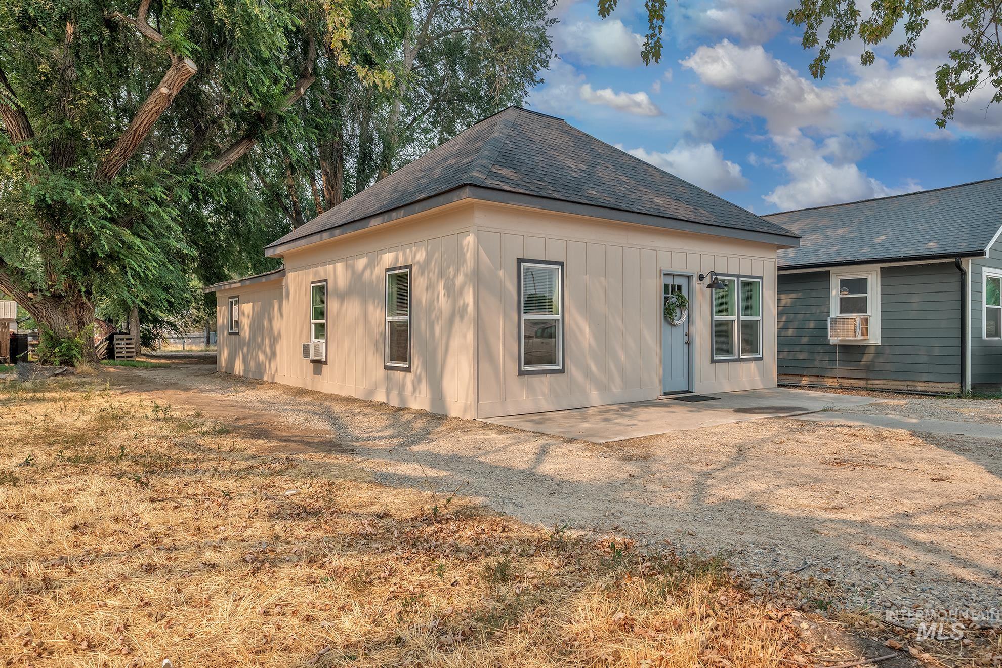 1401 3rd Avenue S., Payette, Idaho 83661, 3 Bedrooms, 1 Bathroom, Residential For Sale, Price $240,000, 98997214