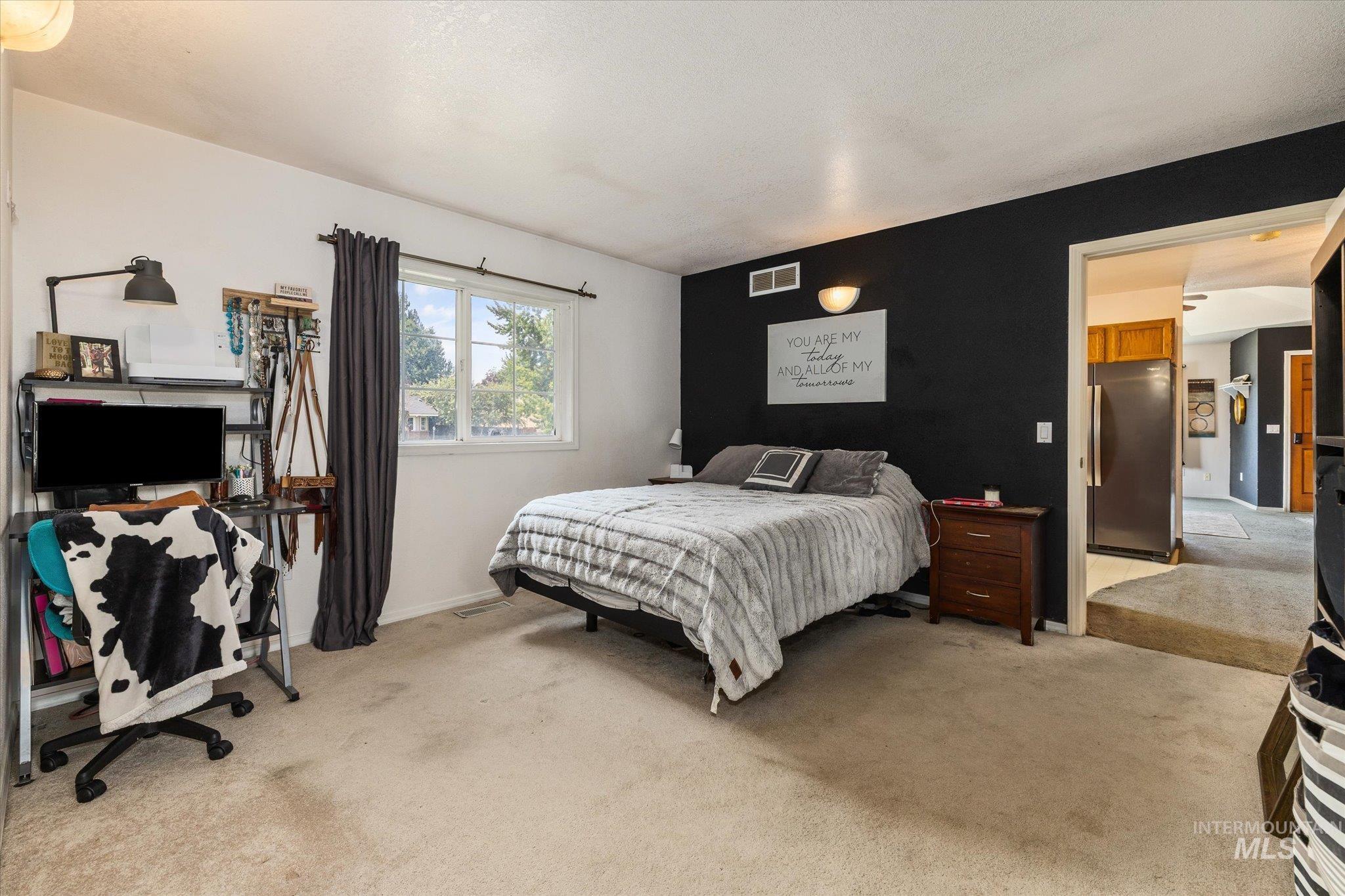 3971 W Sugar Creek Dr, Meridian, Idaho 83646, 3 Bedrooms, 2 Bathrooms, Residential For Sale, Price $415,500, 98997215