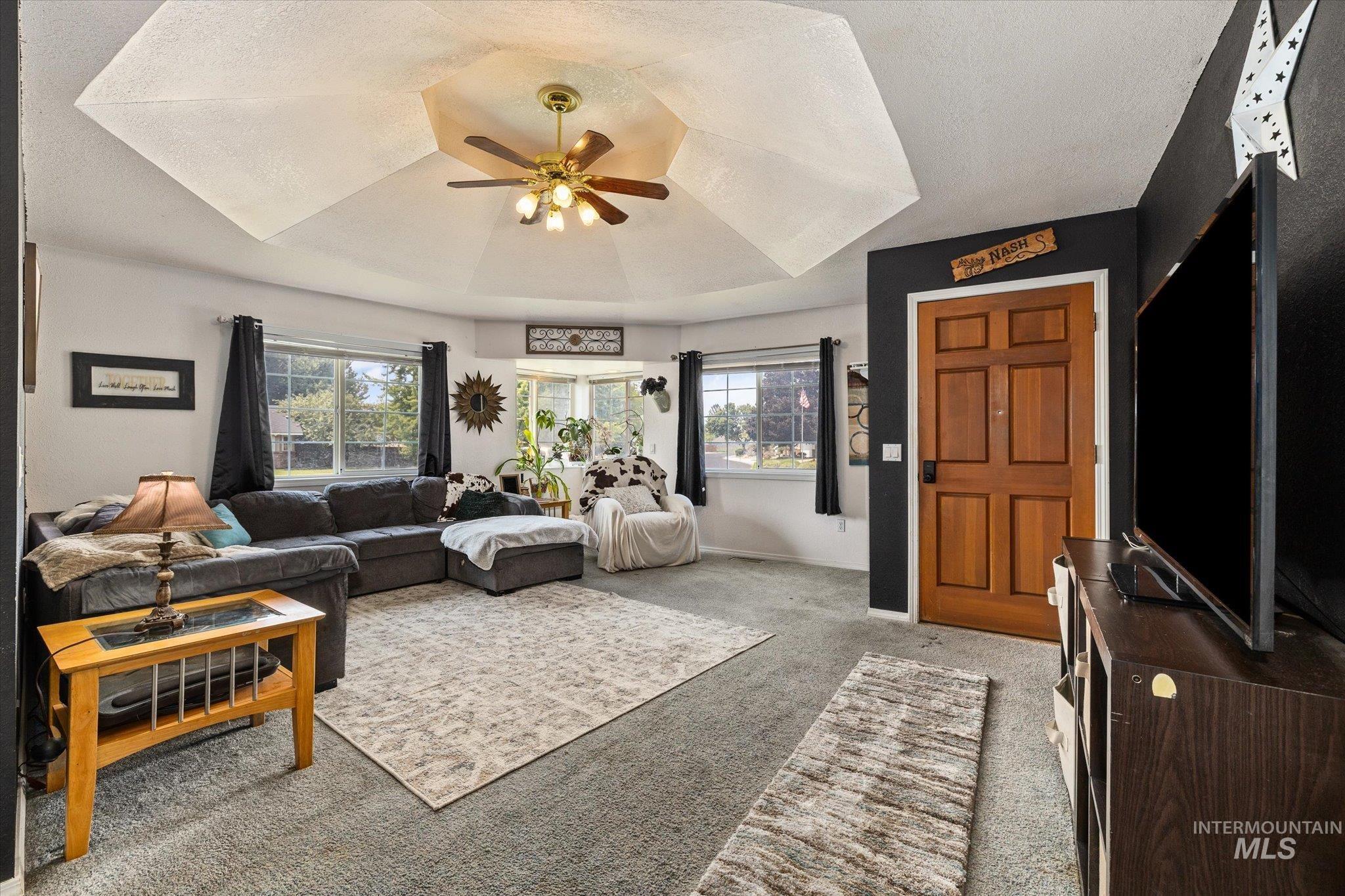 3971 W Sugar Creek Dr, Meridian, Idaho 83646, 3 Bedrooms, 2 Bathrooms, Residential For Sale, Price $415,500, 98997215