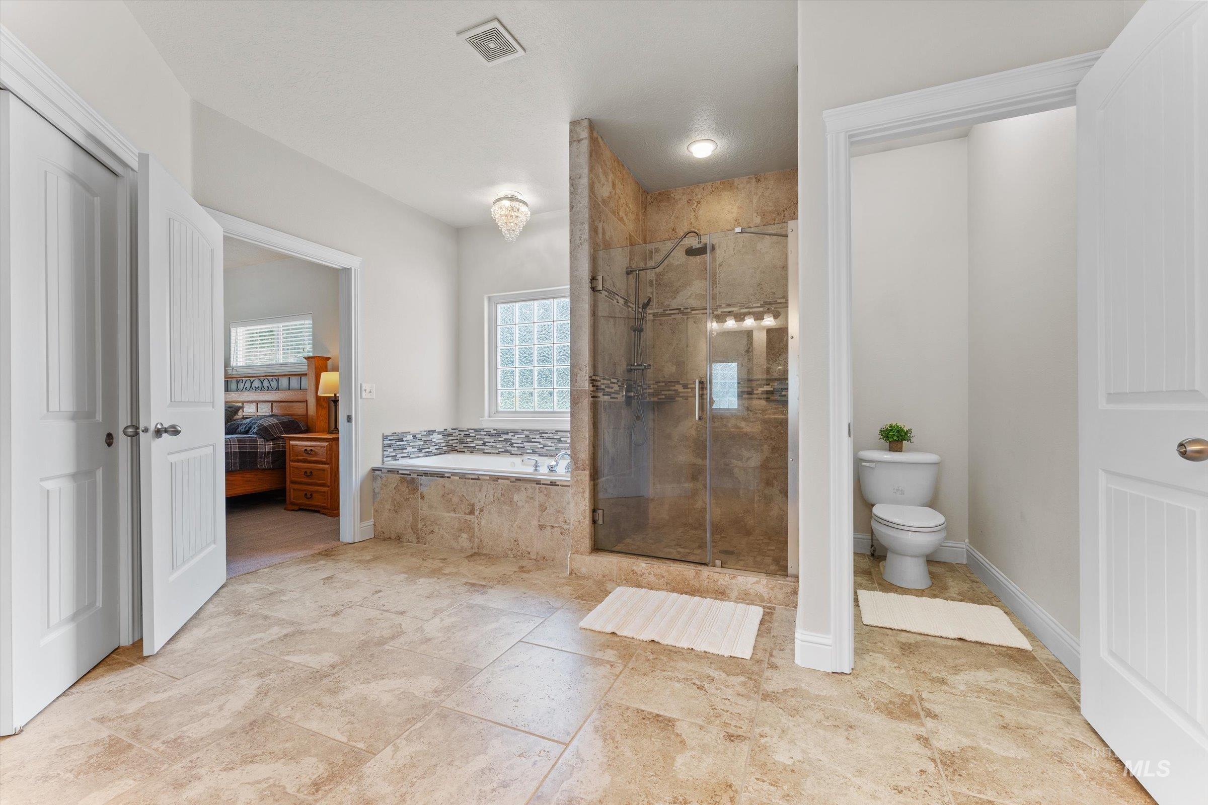 8987 New Castle Dr, Middleton, Idaho 83644, 4 Bedrooms, 2.5 Bathrooms, Residential For Sale, Price $1,014,000, 98997216