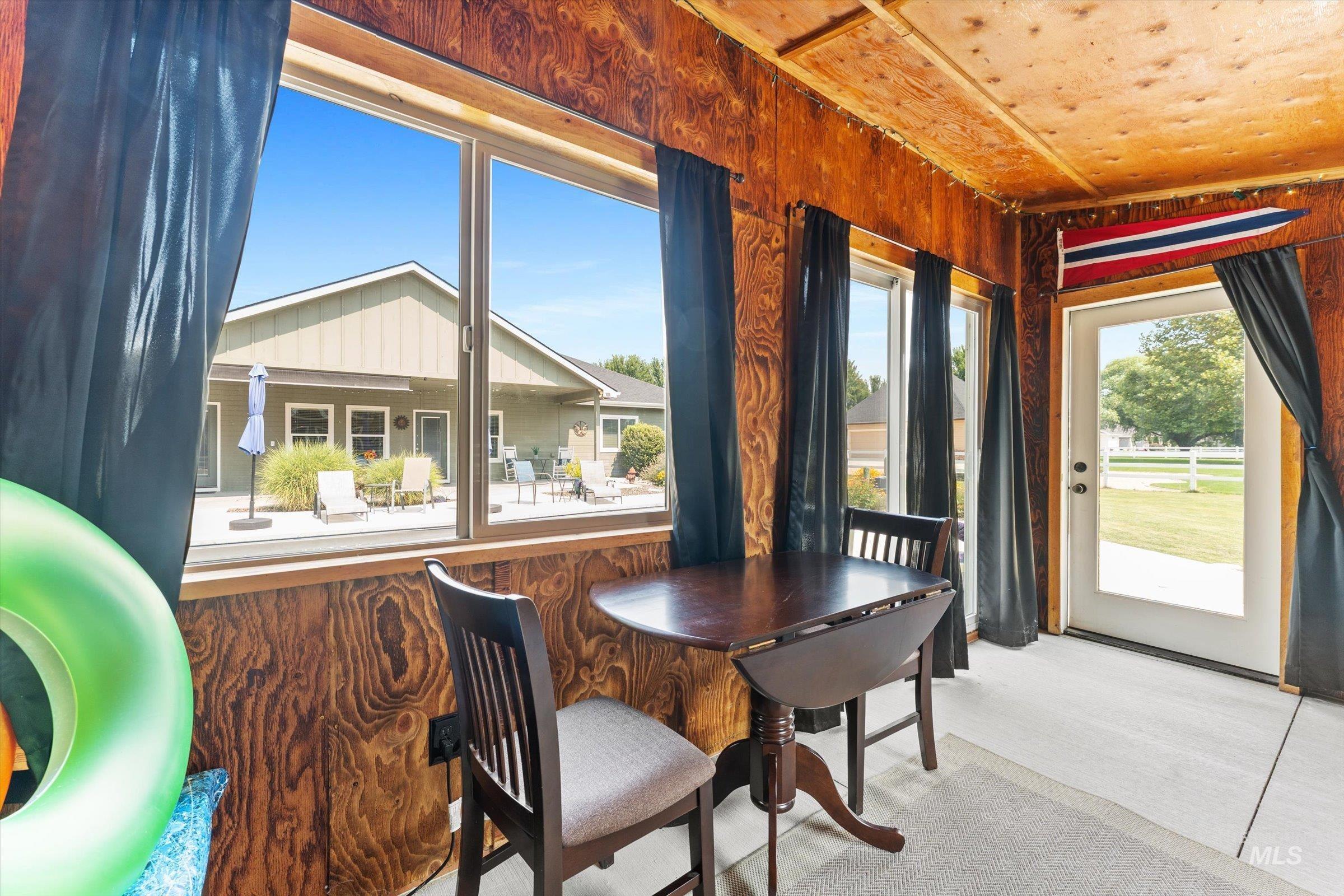 8987 New Castle Dr, Middleton, Idaho 83644, 4 Bedrooms, 2.5 Bathrooms, Residential For Sale, Price $1,014,000, 98997216