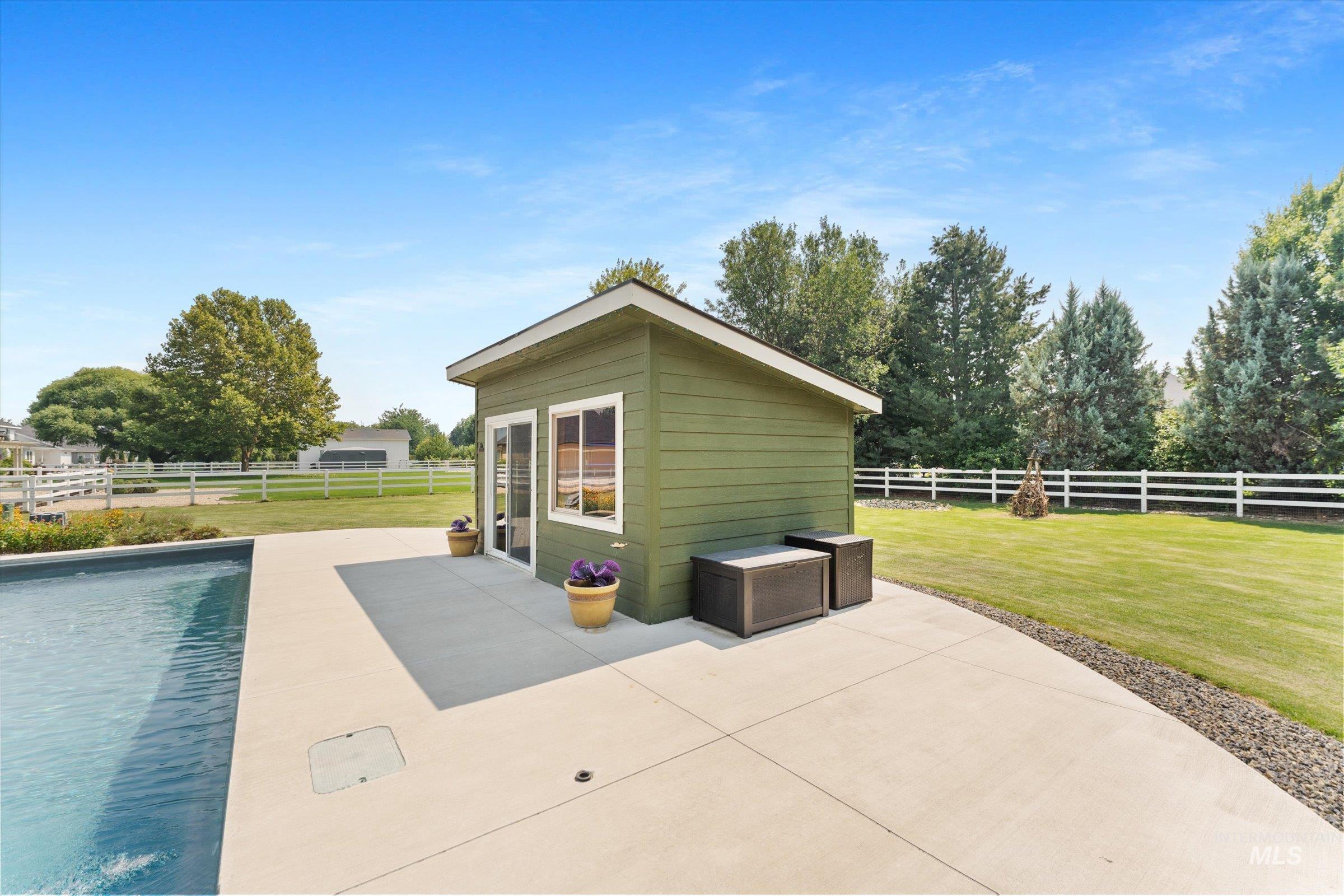 8987 New Castle Dr, Middleton, Idaho 83644, 4 Bedrooms, 2.5 Bathrooms, Residential For Sale, Price $1,014,000, 98997216
