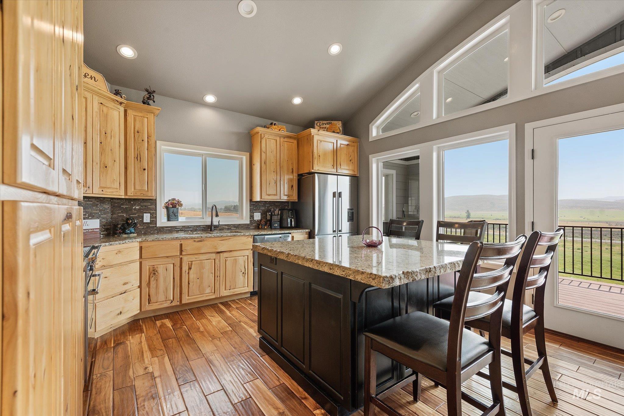38789 Old Hwy 30, Baker City, Oregon 97814, 3 Bedrooms, 2.5 Bathrooms, Residential For Sale, Price $1,265,000, 98997217
