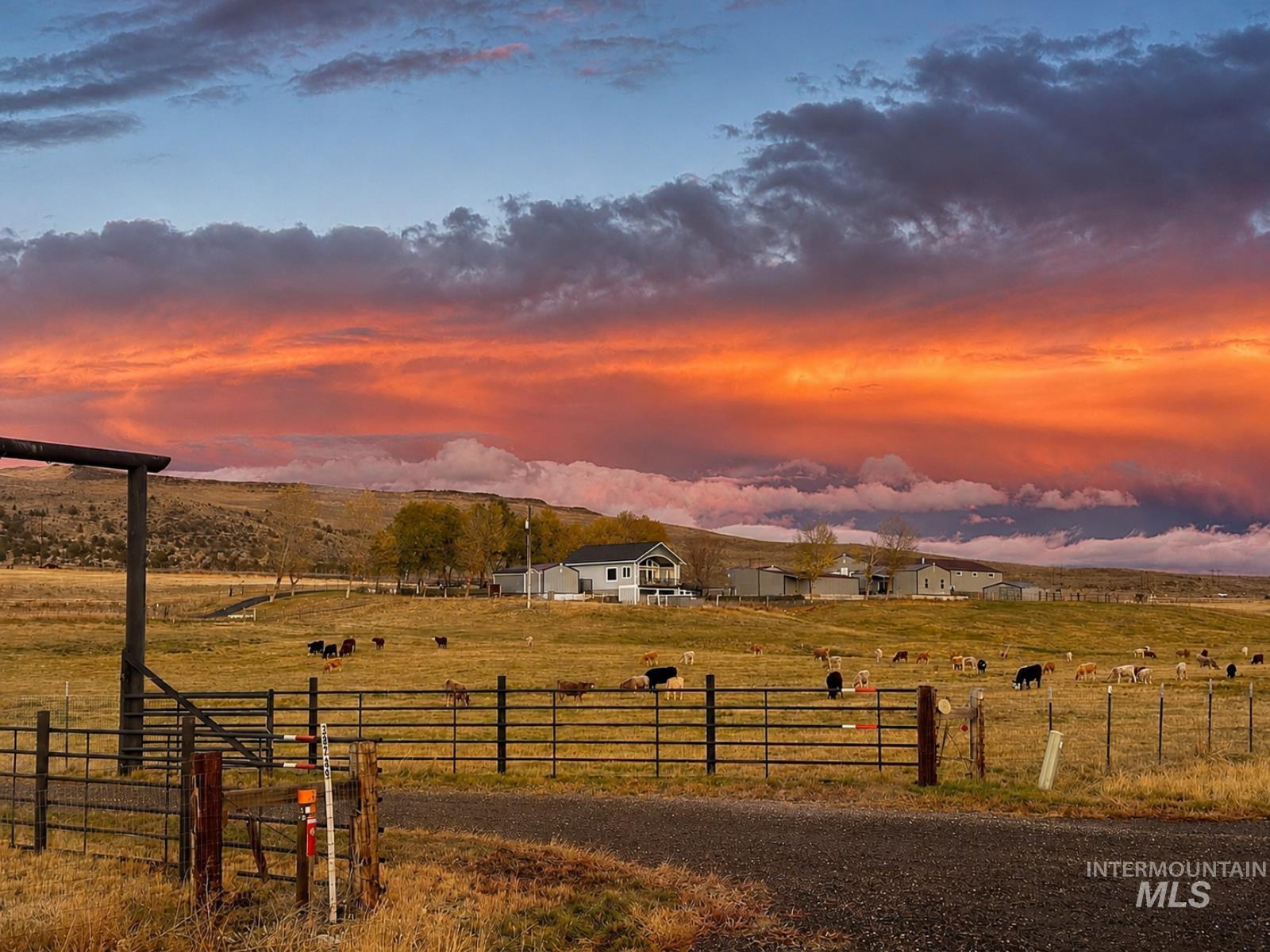 38789 Old Hwy 30, Baker City, Oregon 97814, 3 Bedrooms, 2.5 Bathrooms, Residential For Sale, Price $1,265,000, 98997217
