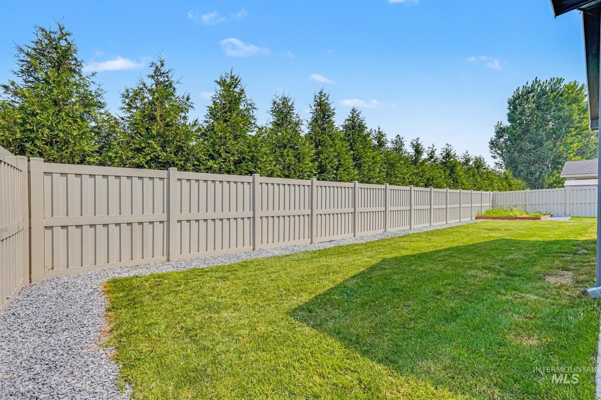 1628 W Whistleberry St, Middleton, Idaho 83644, 3 Bedrooms, 2 Bathrooms, Residential For Sale, Price $540,000, 98997220