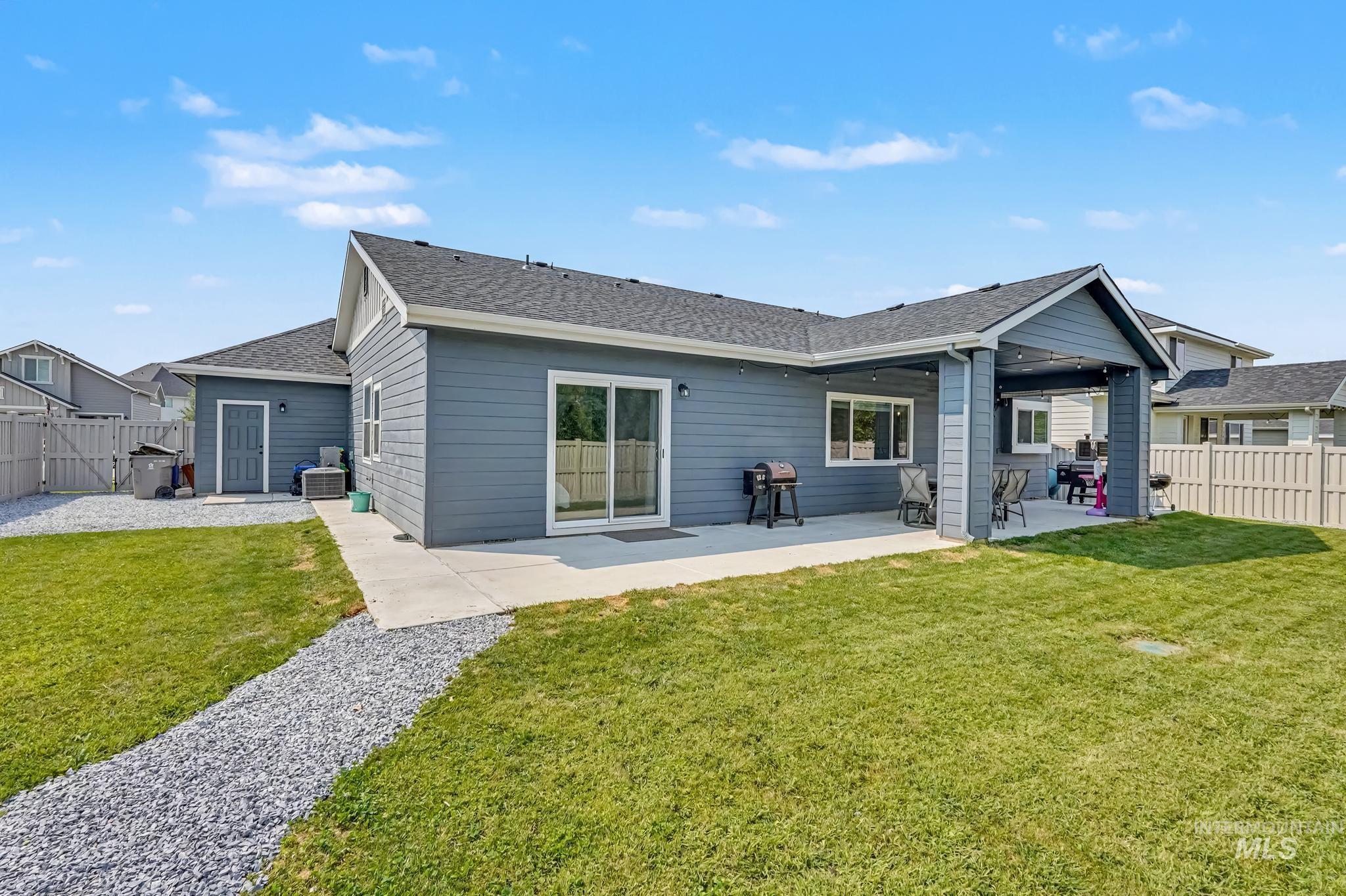 1628 W Whistleberry St, Middleton, Idaho 83644, 3 Bedrooms, 2 Bathrooms, Residential For Sale, Price $540,000, 98997220