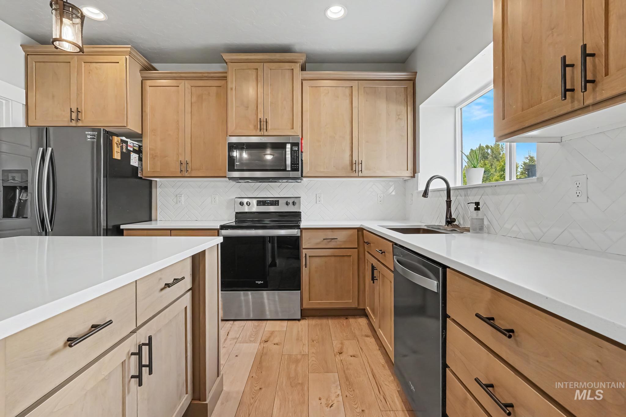 1628 W Whistleberry St, Middleton, Idaho 83644, 3 Bedrooms, 2 Bathrooms, Residential For Sale, Price $540,000, 98997220