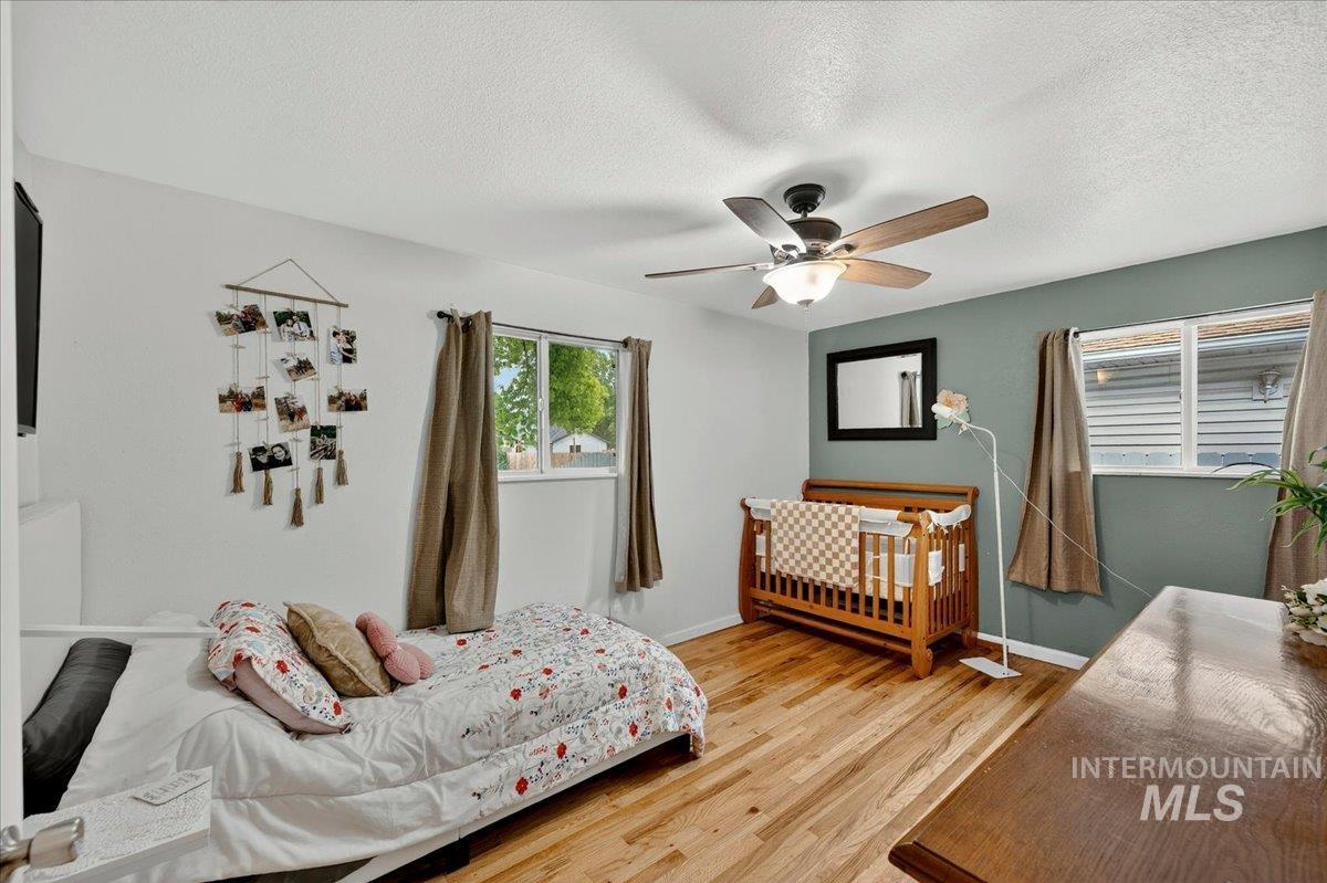 1220 E Amity Ave, Nampa, Idaho 83686, 5 Bedrooms, 2 Bathrooms, Residential For Sale, Price $459,999, 98997221