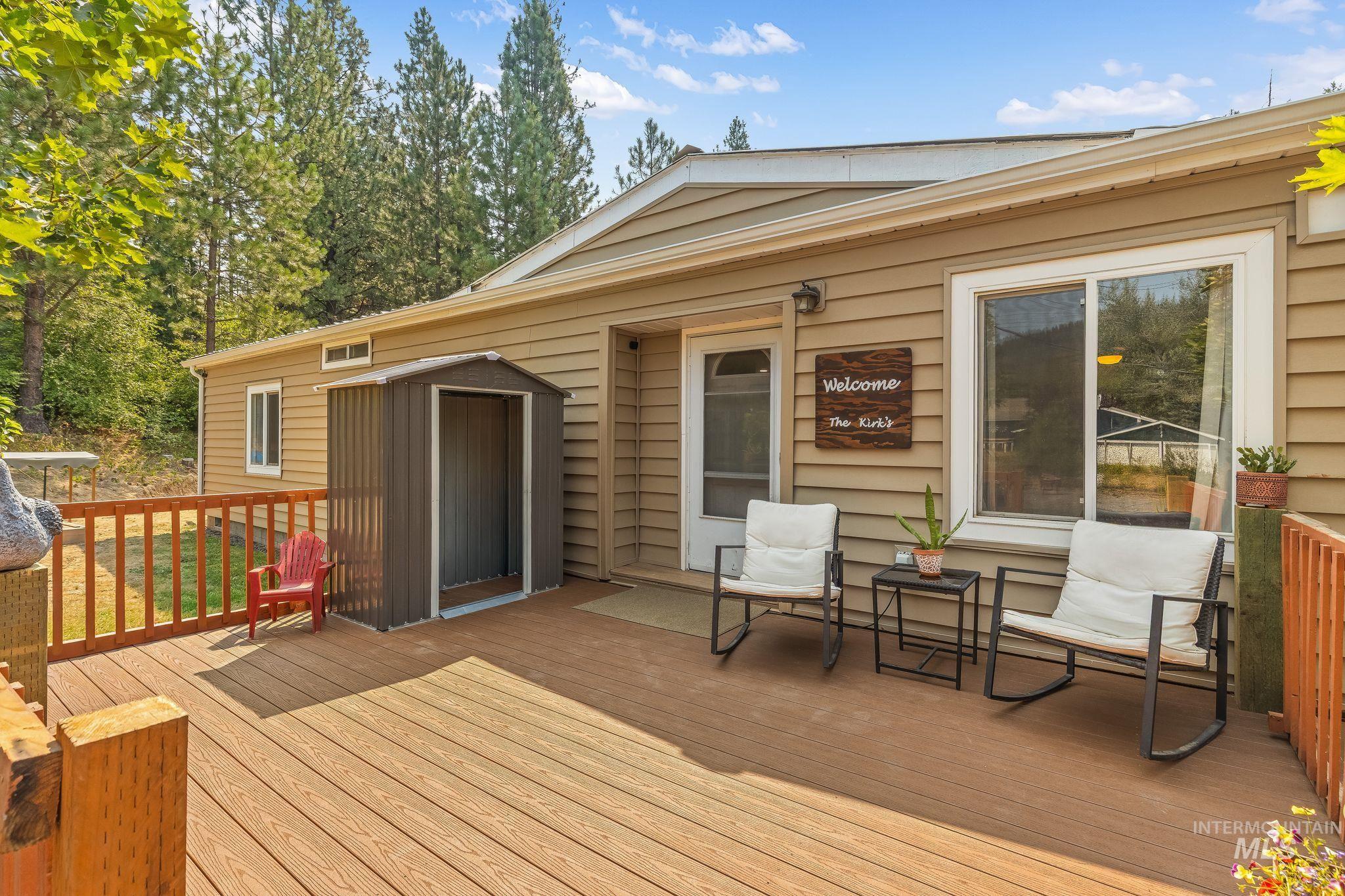 304 1st Ave, Deary, Idaho 83823, 3 Bedrooms, 2 Bathrooms, Residential For Sale, Price $325,000, 98997222