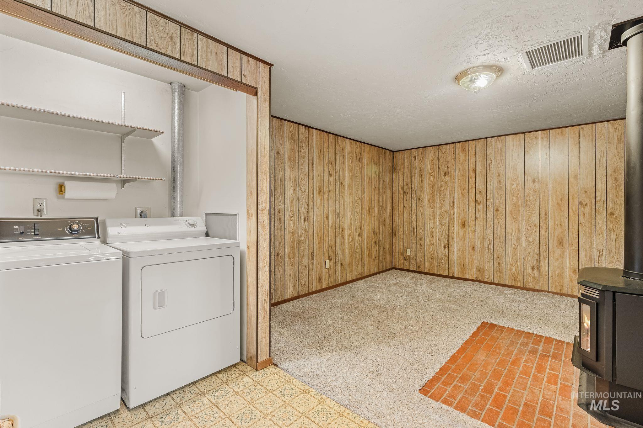321 Monica St, Troy, Idaho 83871, 3 Bedrooms, 2 Bathrooms, Residential For Sale, Price $379,900, 98997223