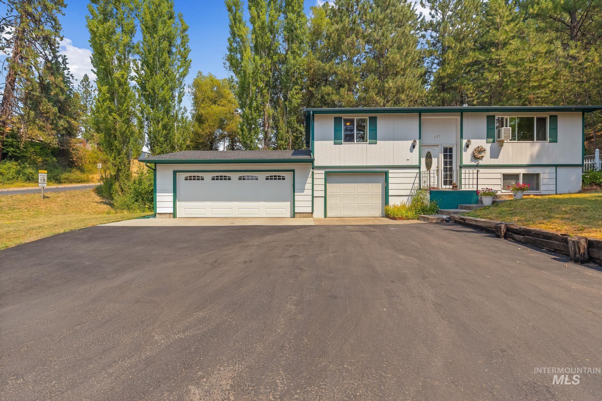 321 Monica St, Troy, Idaho 83871, 3 Bedrooms, 2 Bathrooms, Residential For Sale, Price $379,900, 98997223